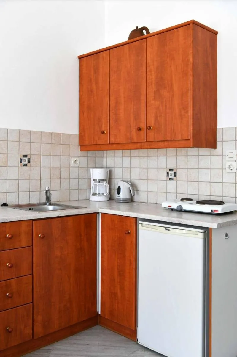 Hara Studios and Apartments