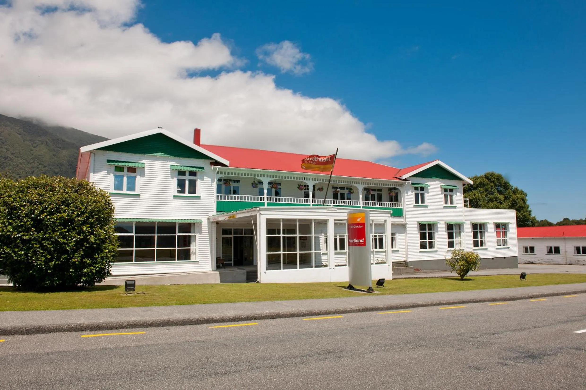 Facade/entrance in Heartland Hotel Fox Glacier