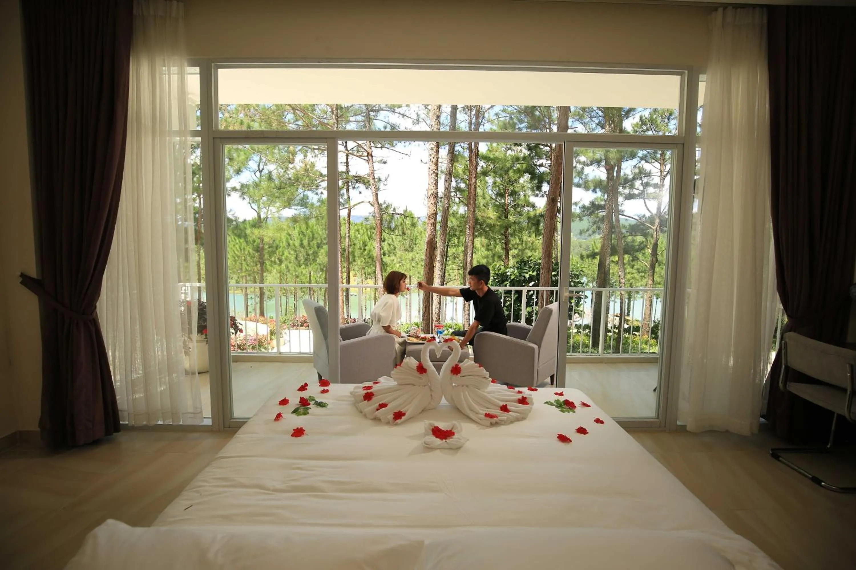 People, Bed in CEREJA Hotel & Resort Dalat