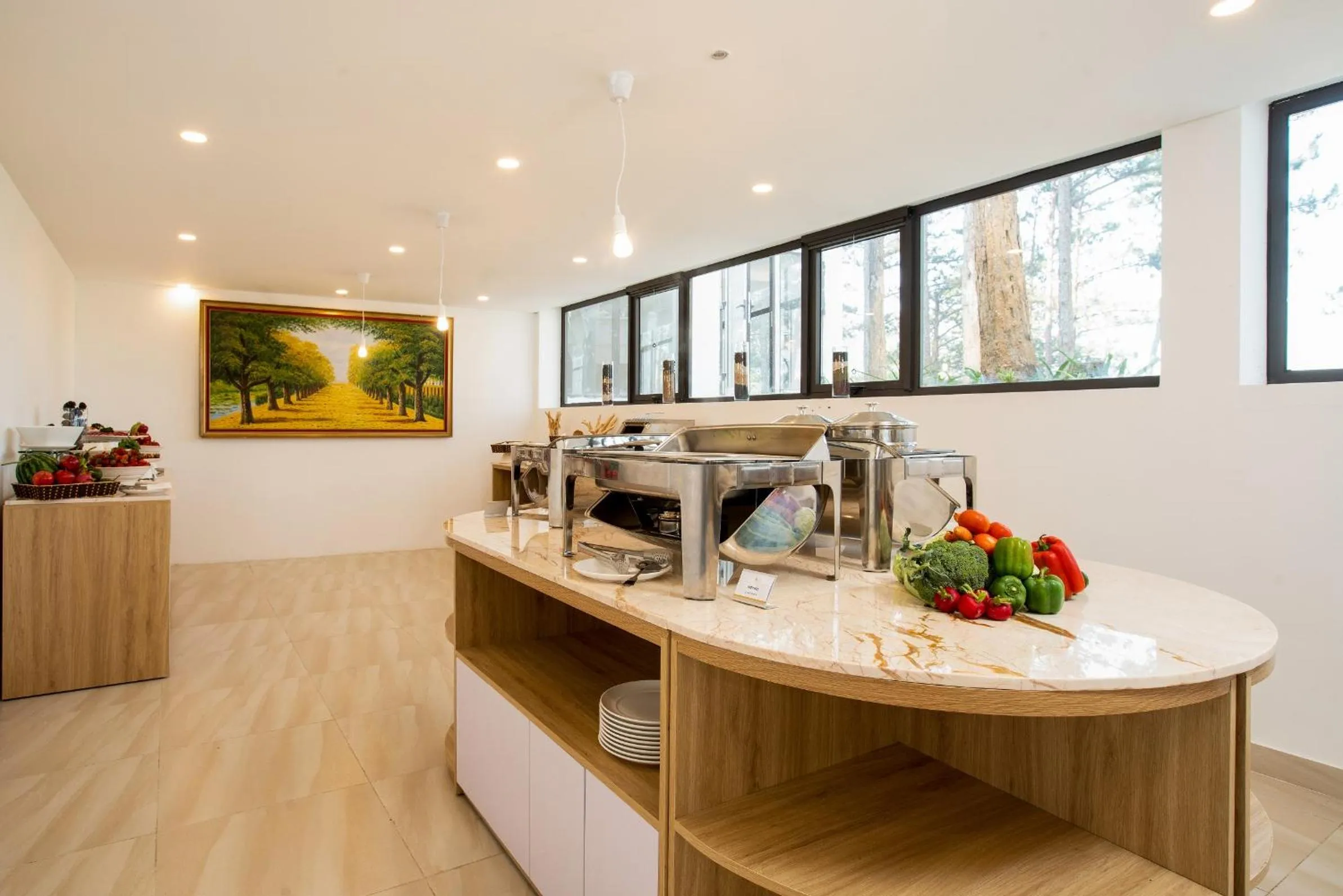 Restaurant/places to eat in CEREJA Hotel & Resort Dalat