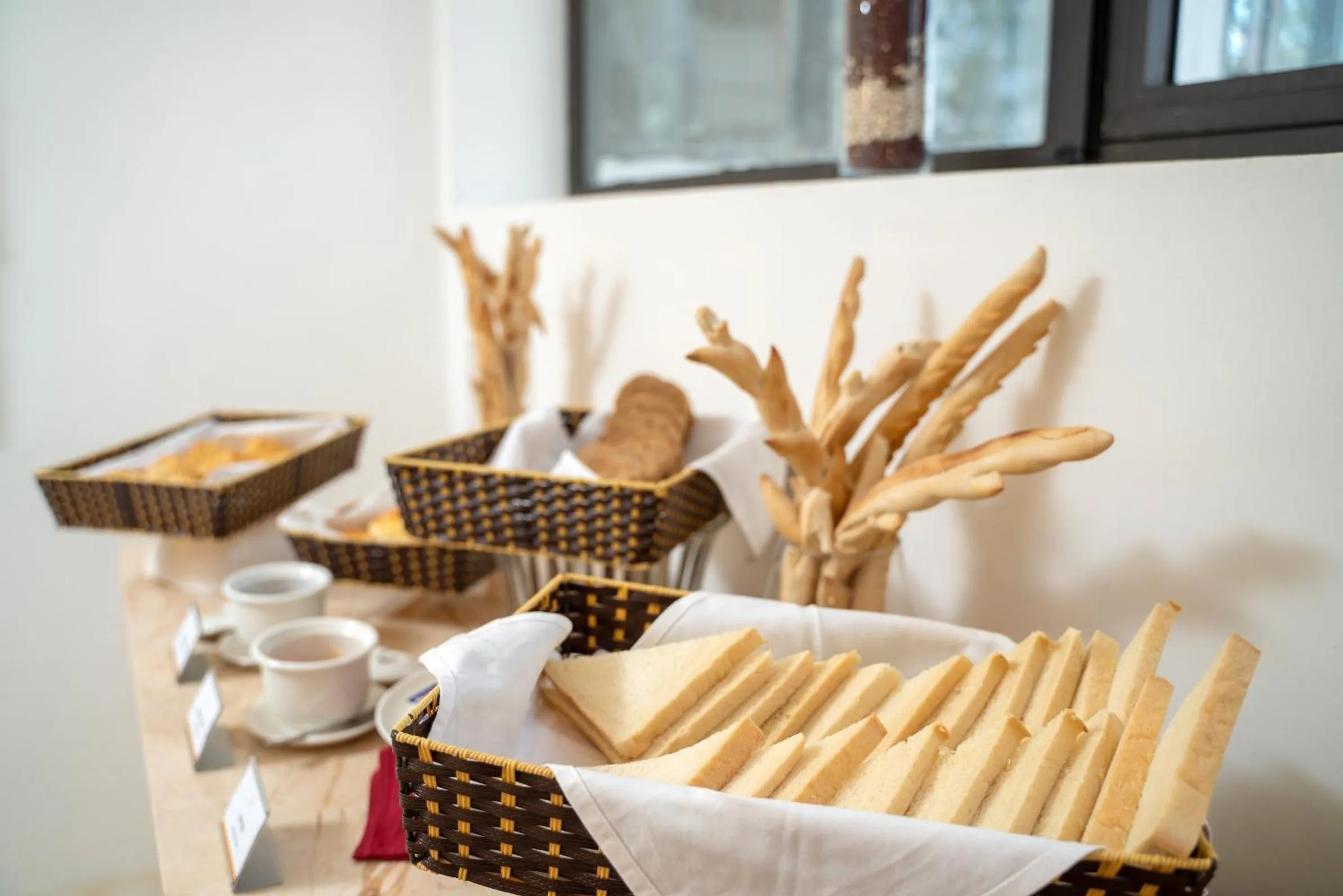 Restaurant/places to eat in CEREJA Hotel & Resort Dalat