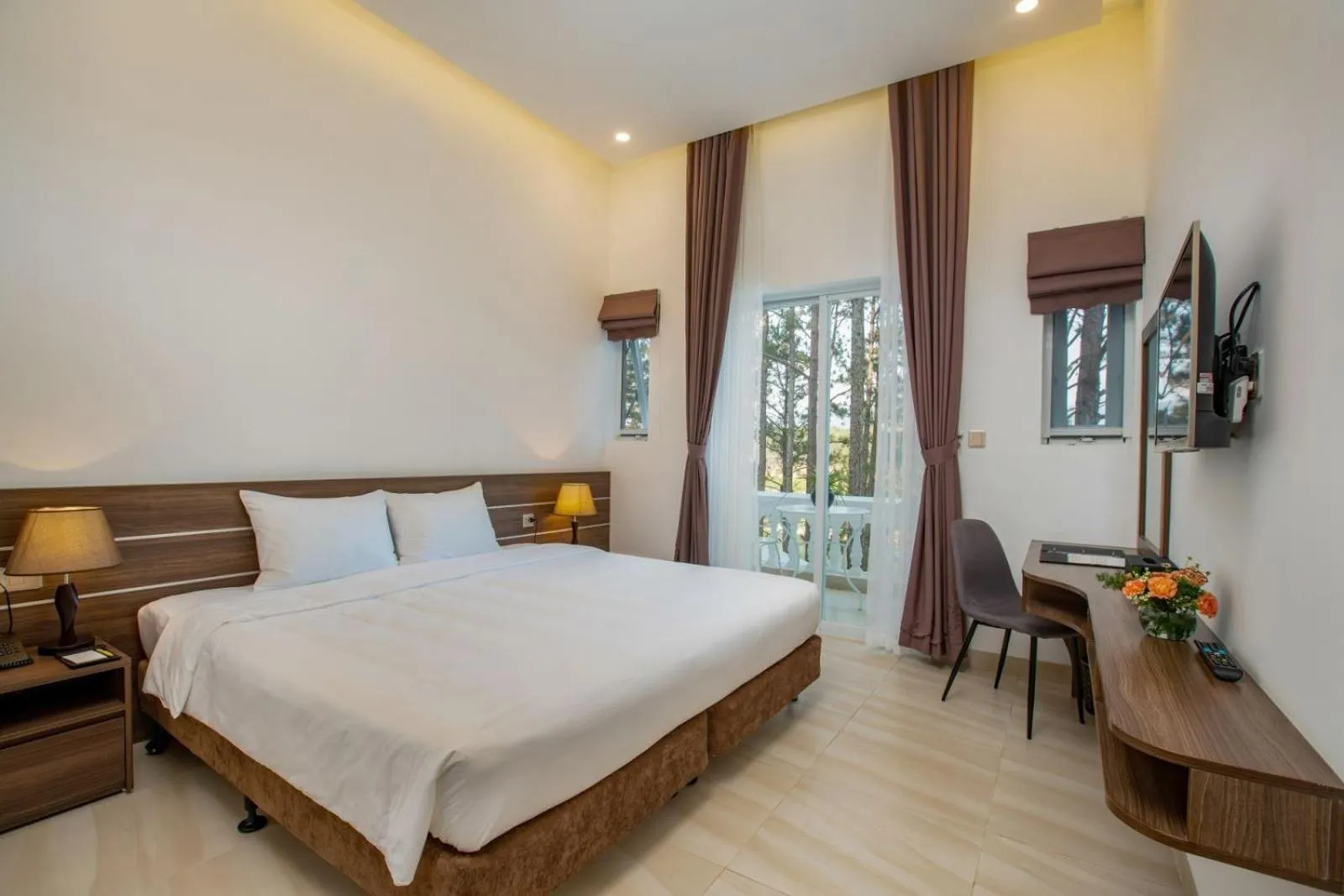 Balcony/Terrace, Bed in CEREJA Hotel & Resort Dalat