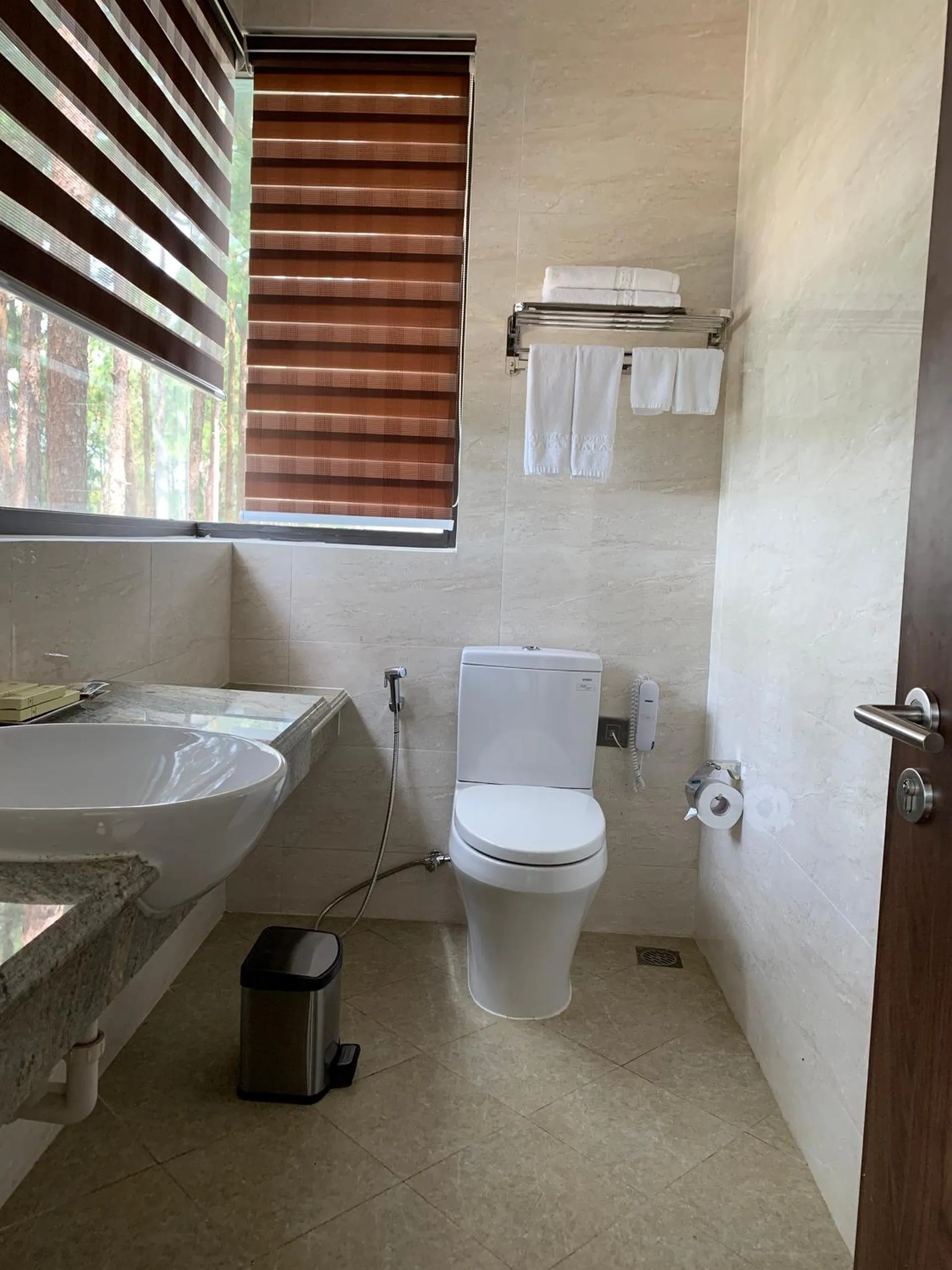 Shower in CEREJA Hotel & Resort Dalat