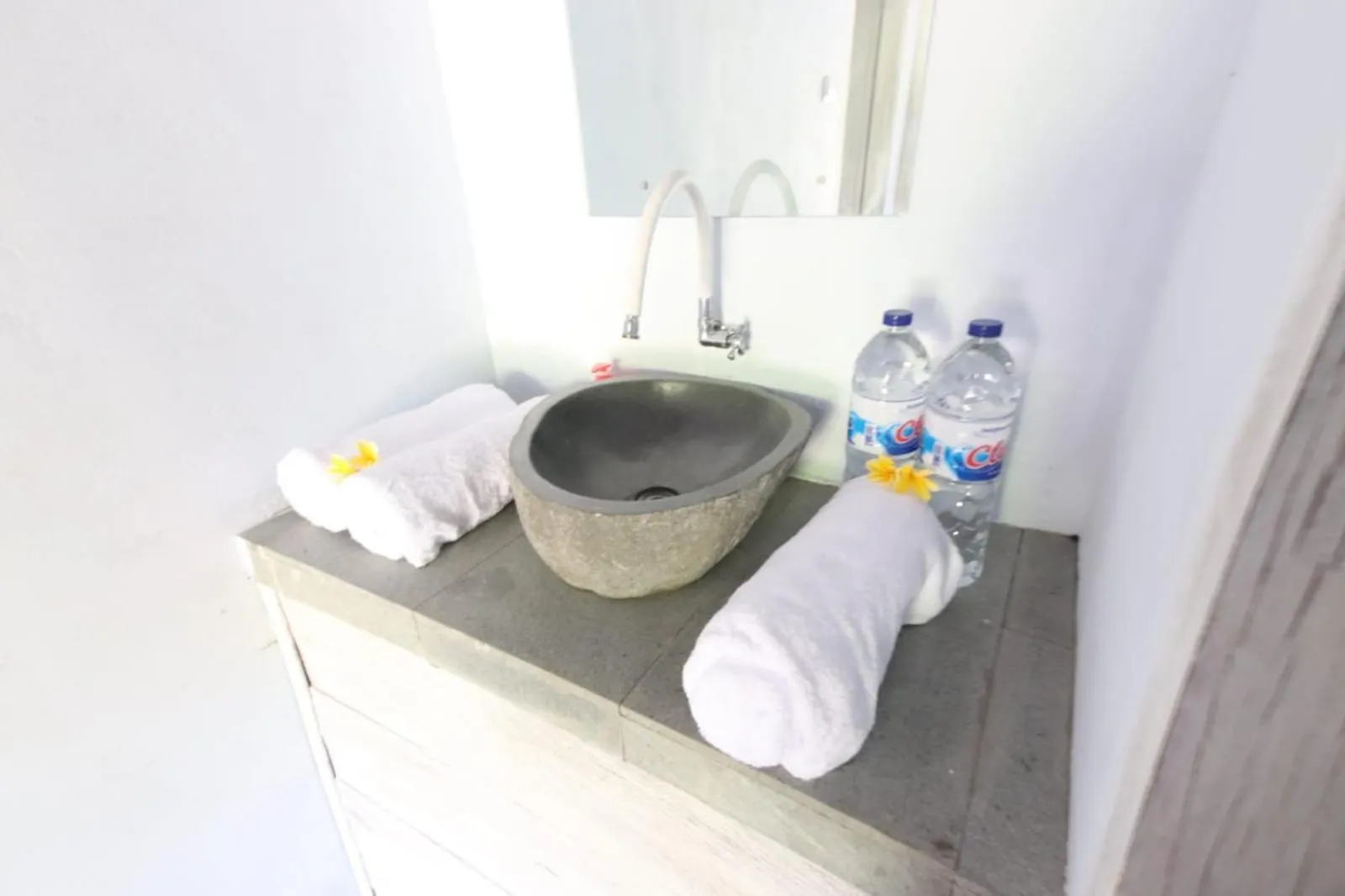 Bathroom in Castaway Island Hostel