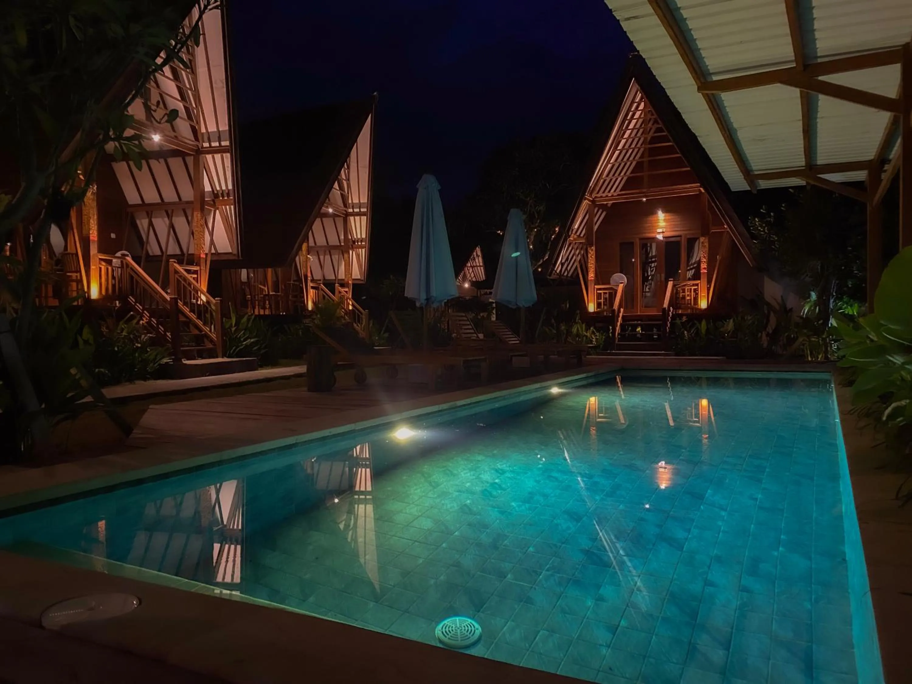 Pool view in Castaway Island Hostel