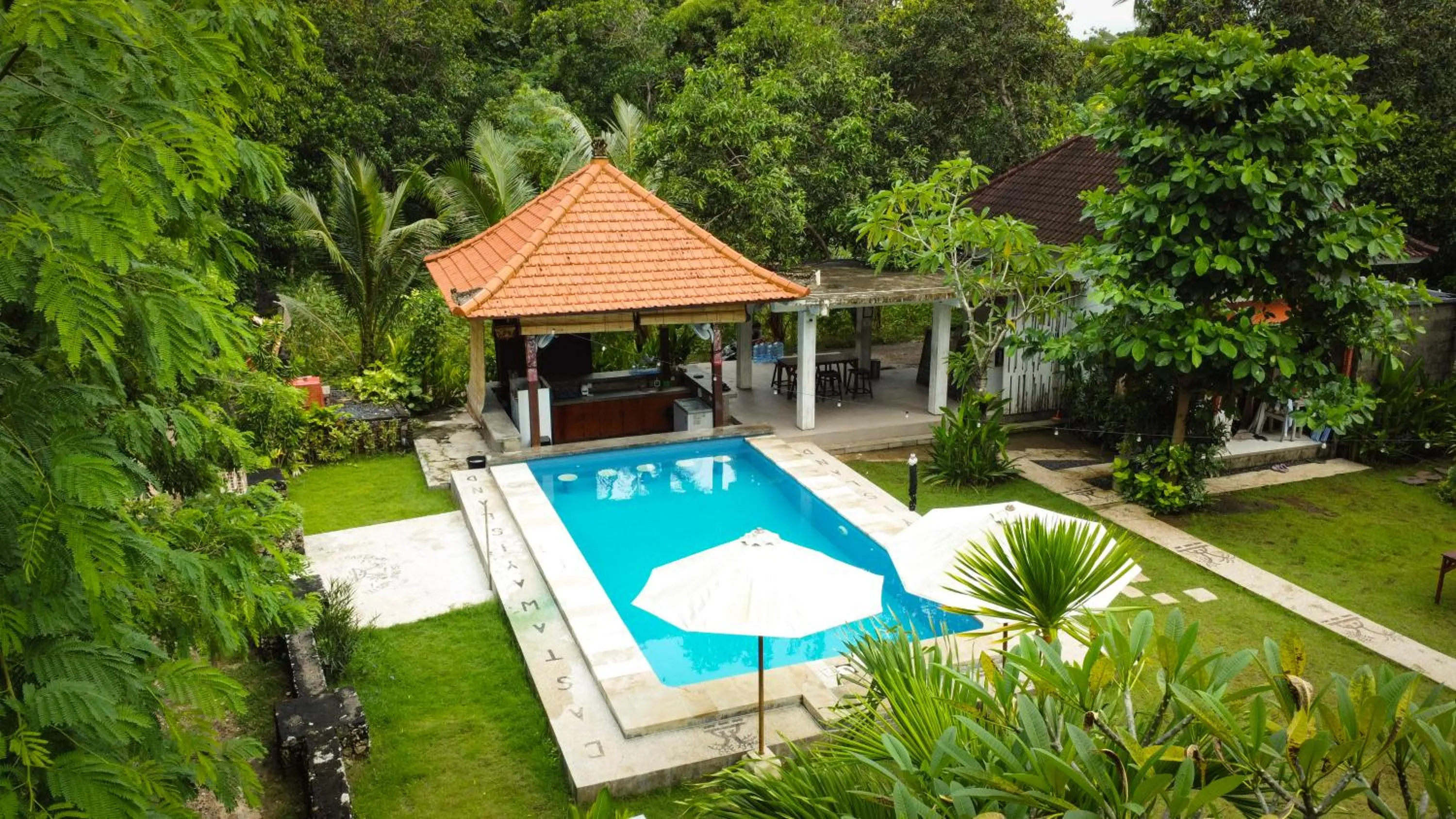Garden in Castaway Island Hostel