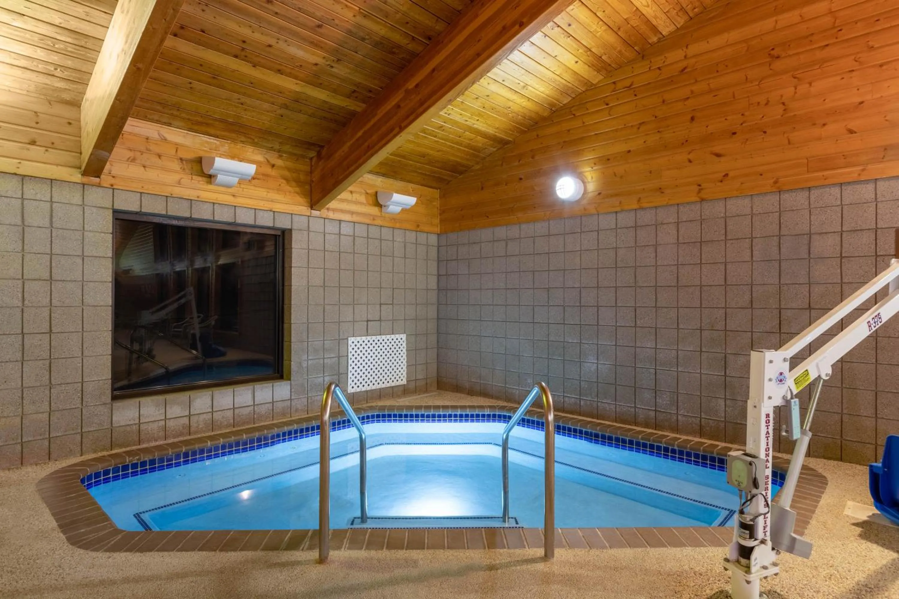 AmericInn by Wyndham Jackson