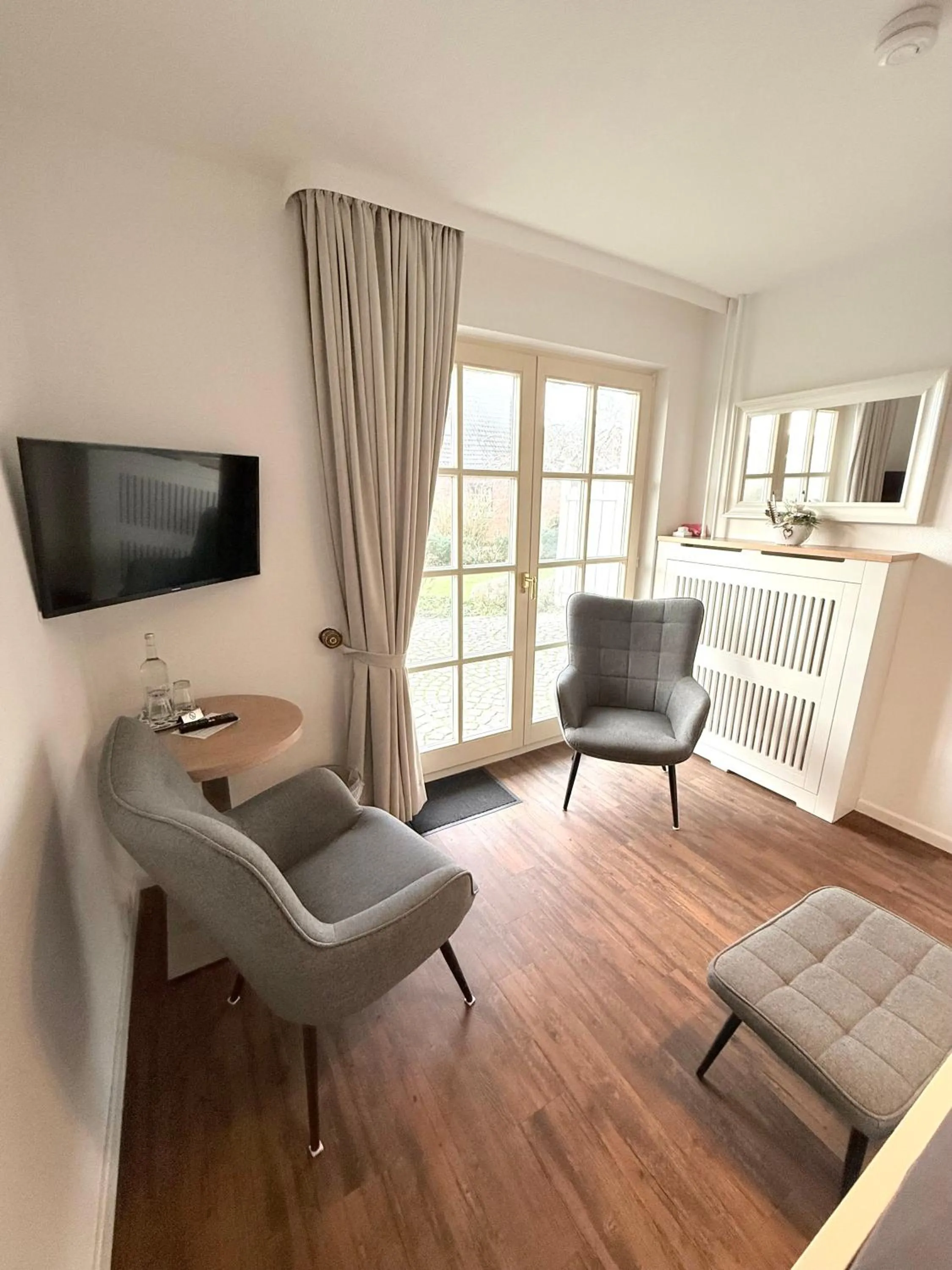 Photo of the whole room in Hotel garni Seeluft Büsum