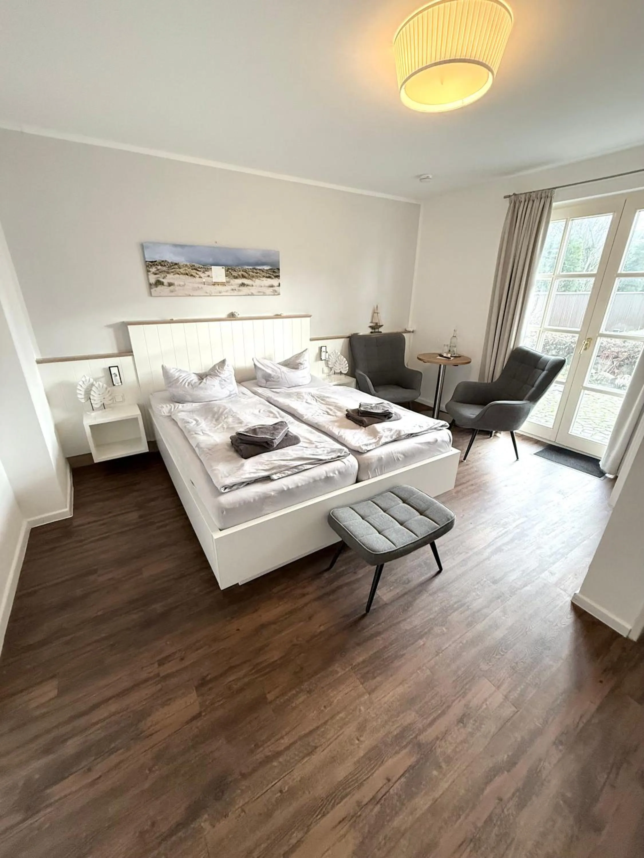 Photo of the whole room in Hotel garni Seeluft Büsum