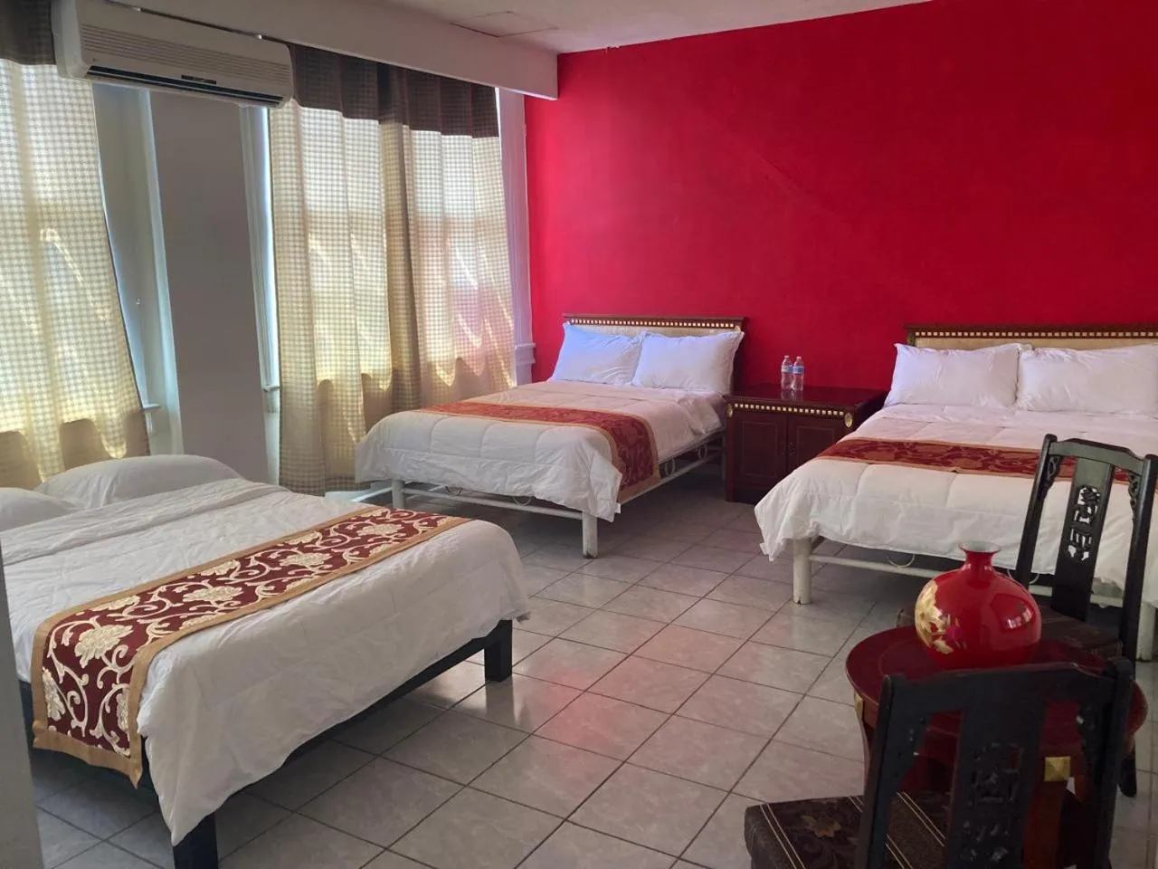 Bed in Hotel Mandarin