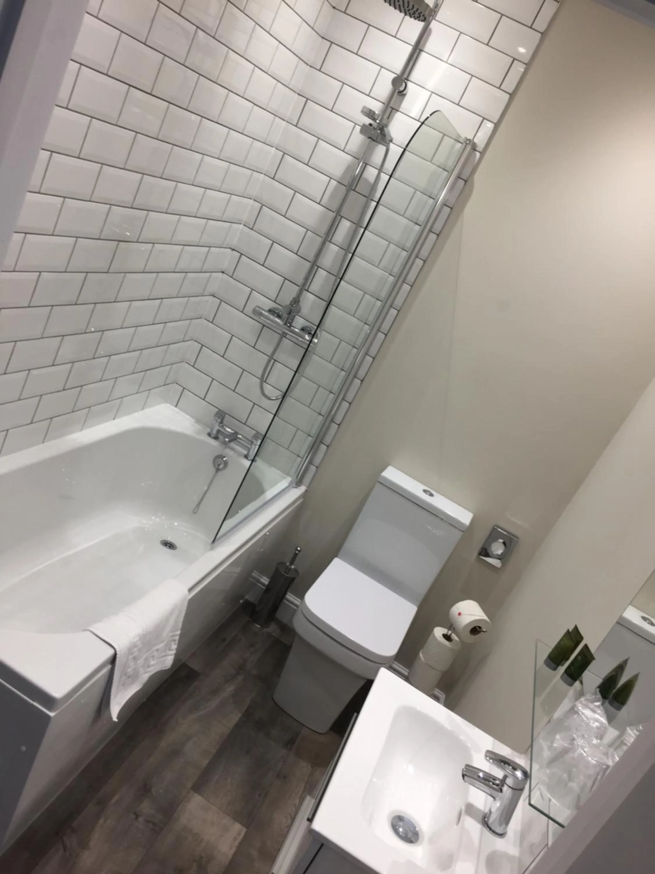 Bathroom in The Bell Inn