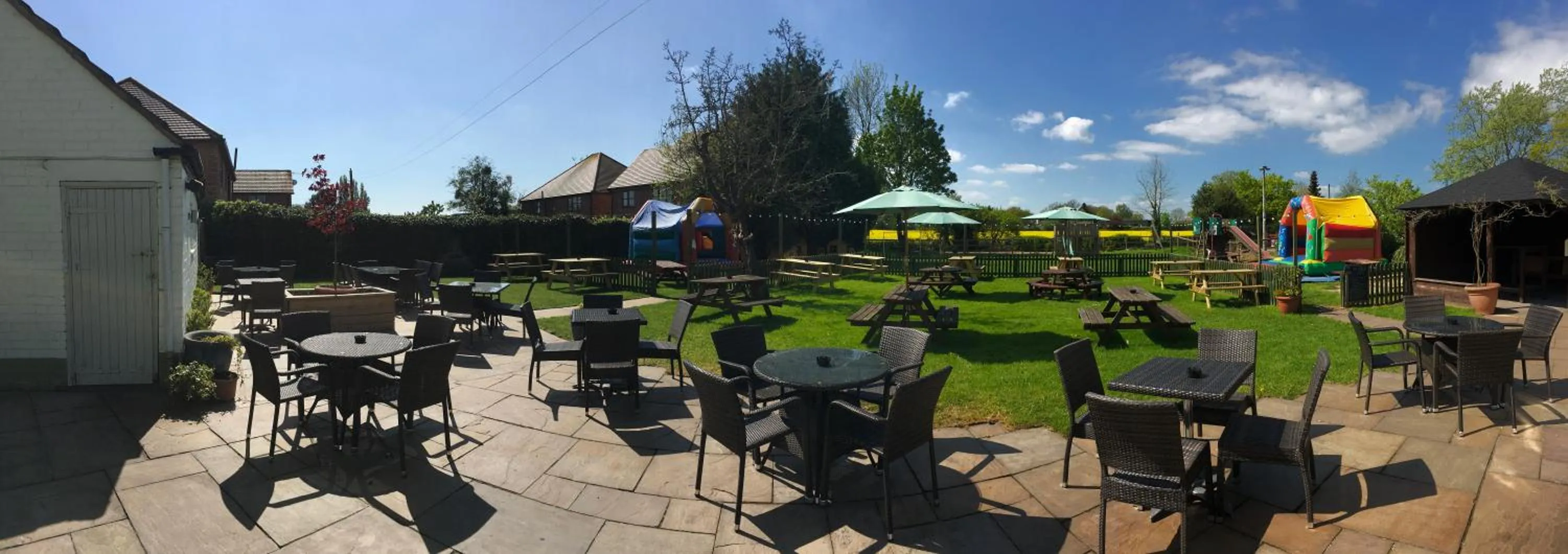 Garden in The Bell Inn