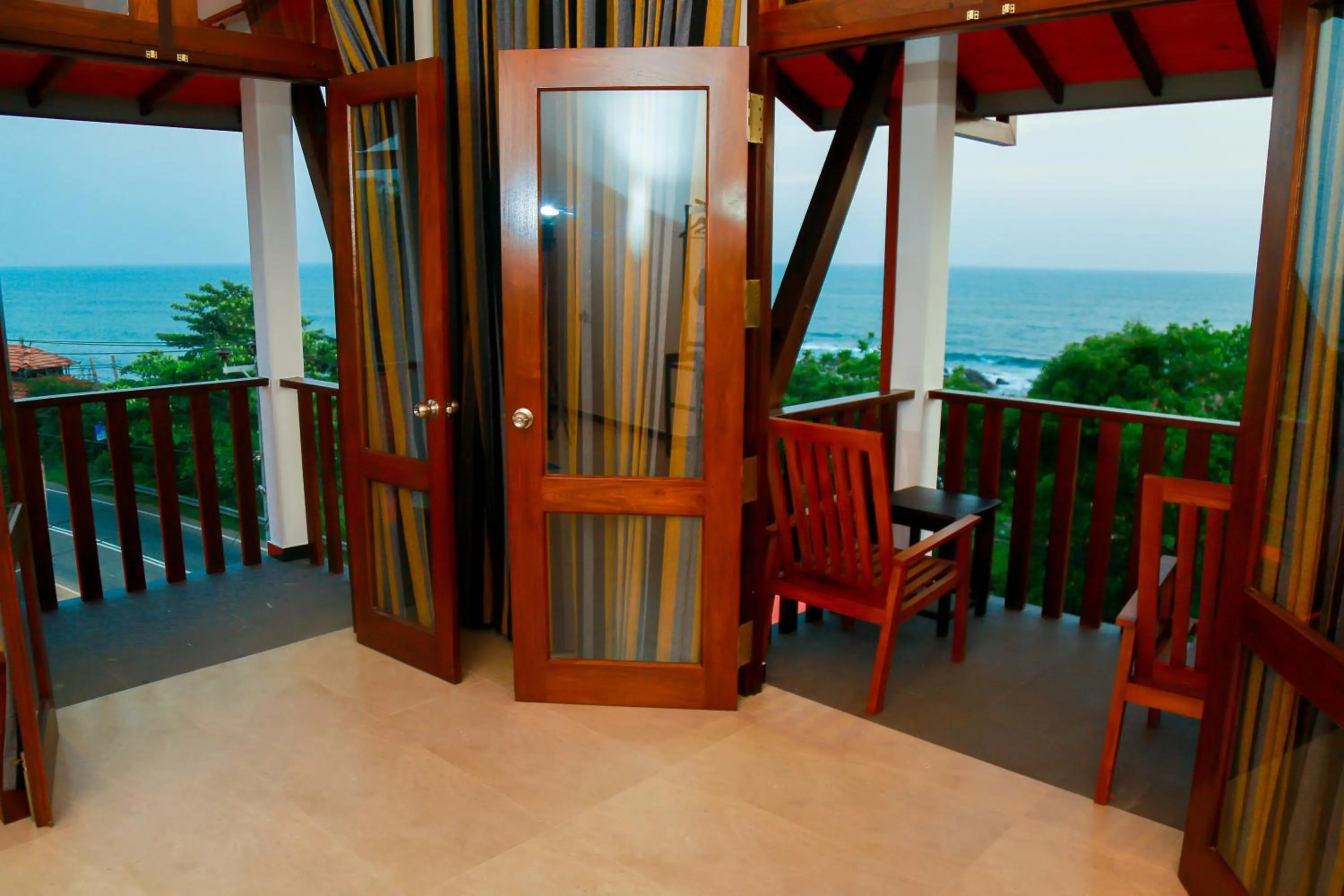 Balcony/Terrace in Seafood Restaurant and Motel