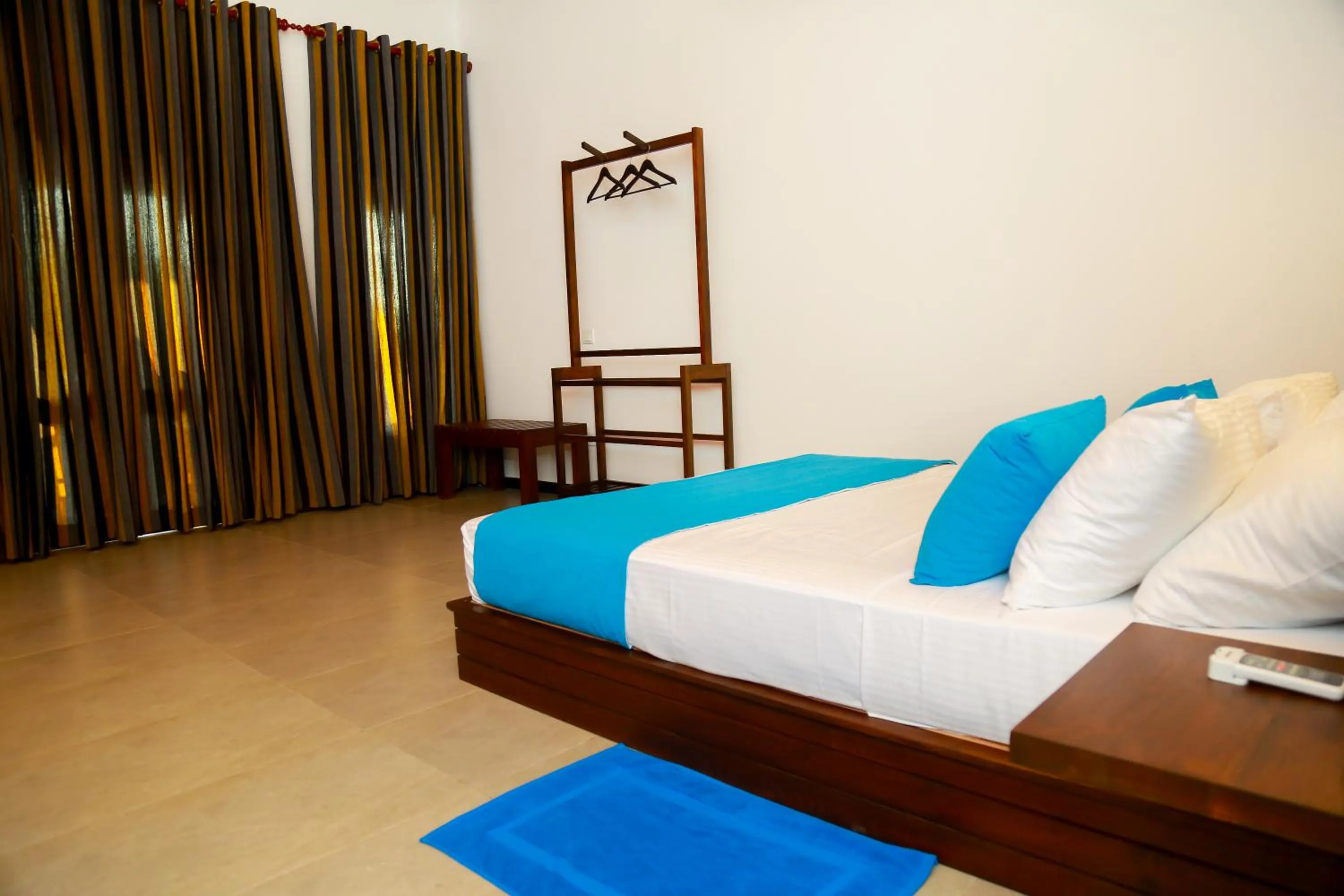 Bedroom, Bed in Seafood Restaurant and Motel