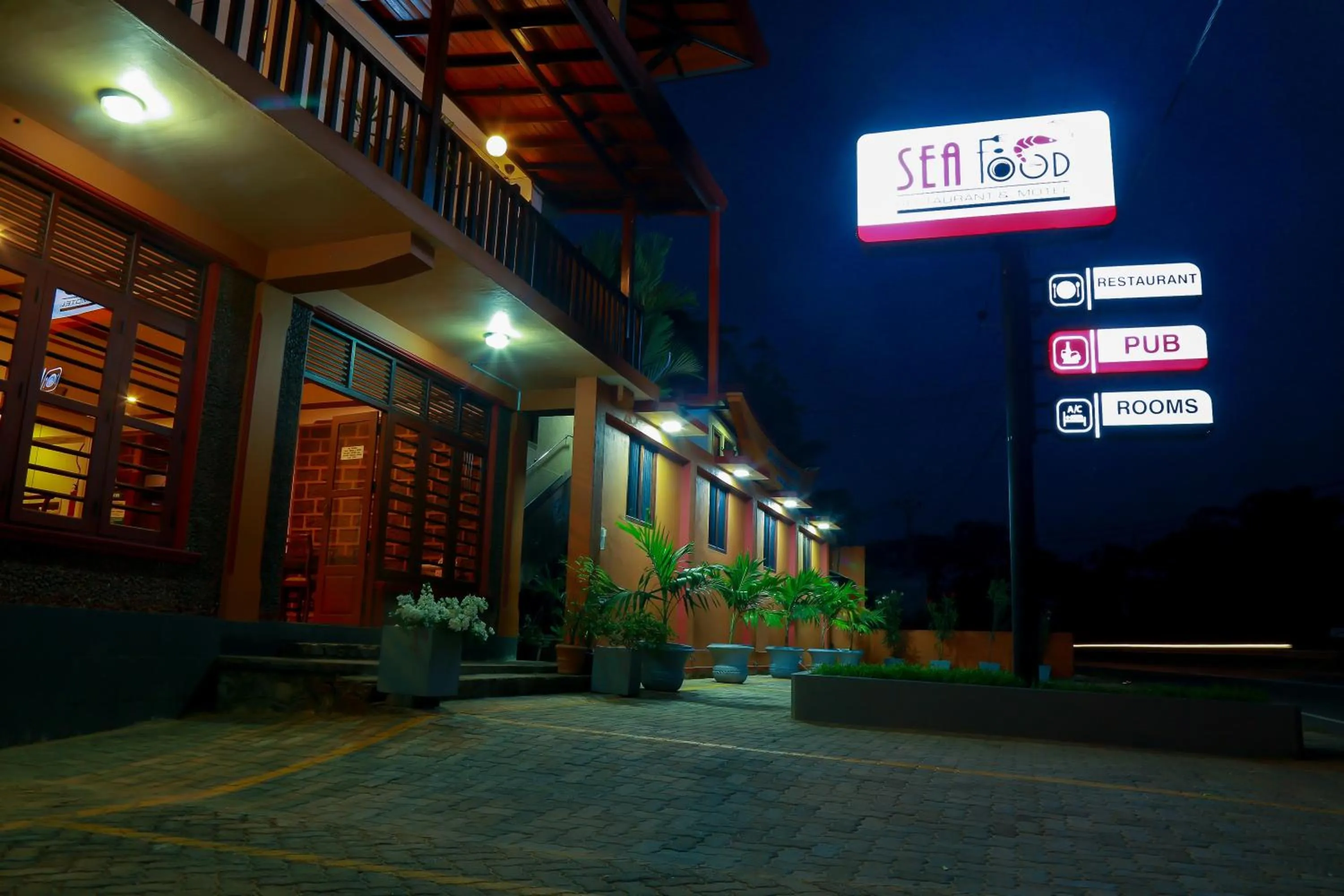 Property building in Seafood Restaurant and Motel