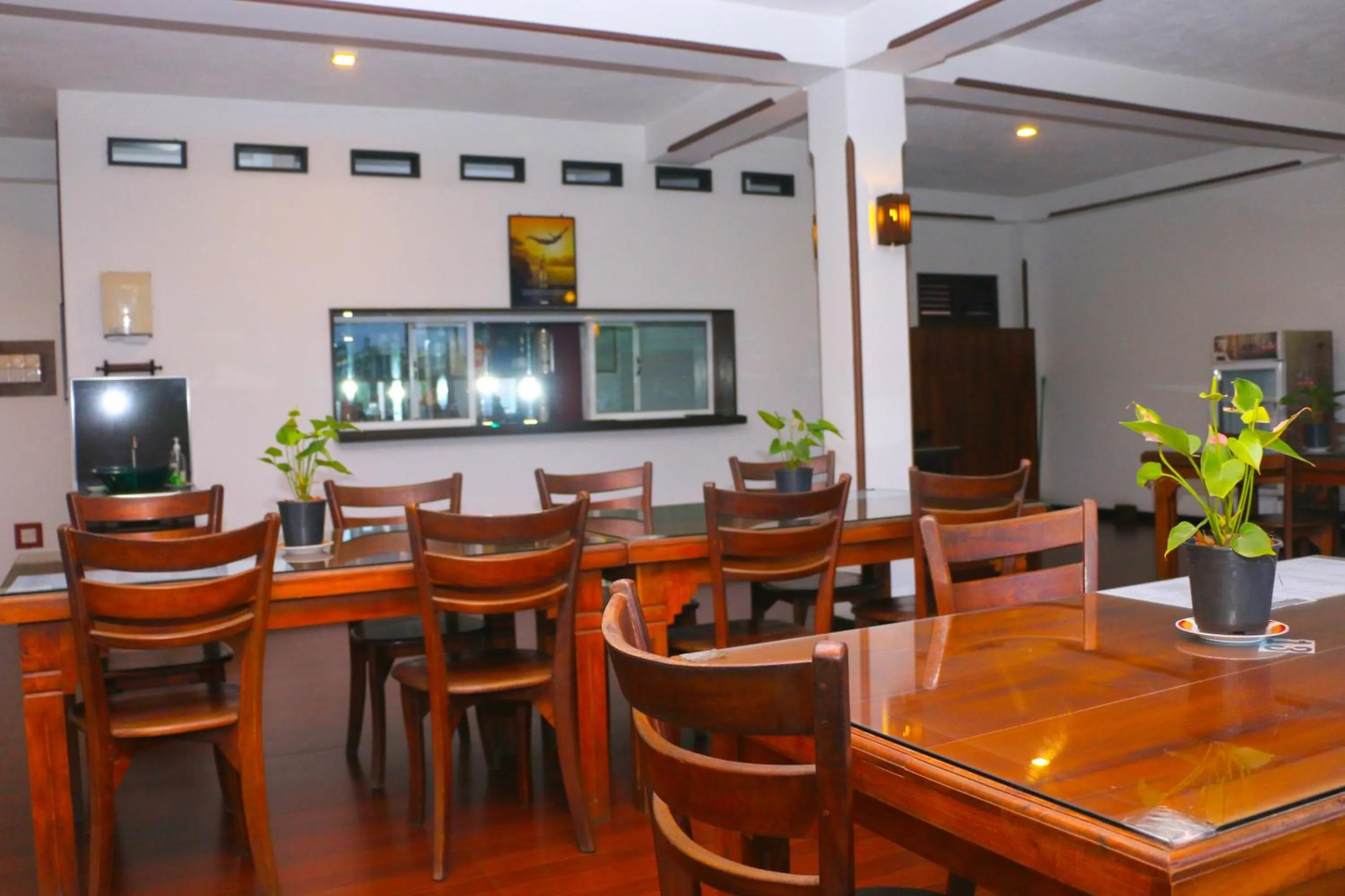 Restaurant/places to eat in Seafood Restaurant and Motel