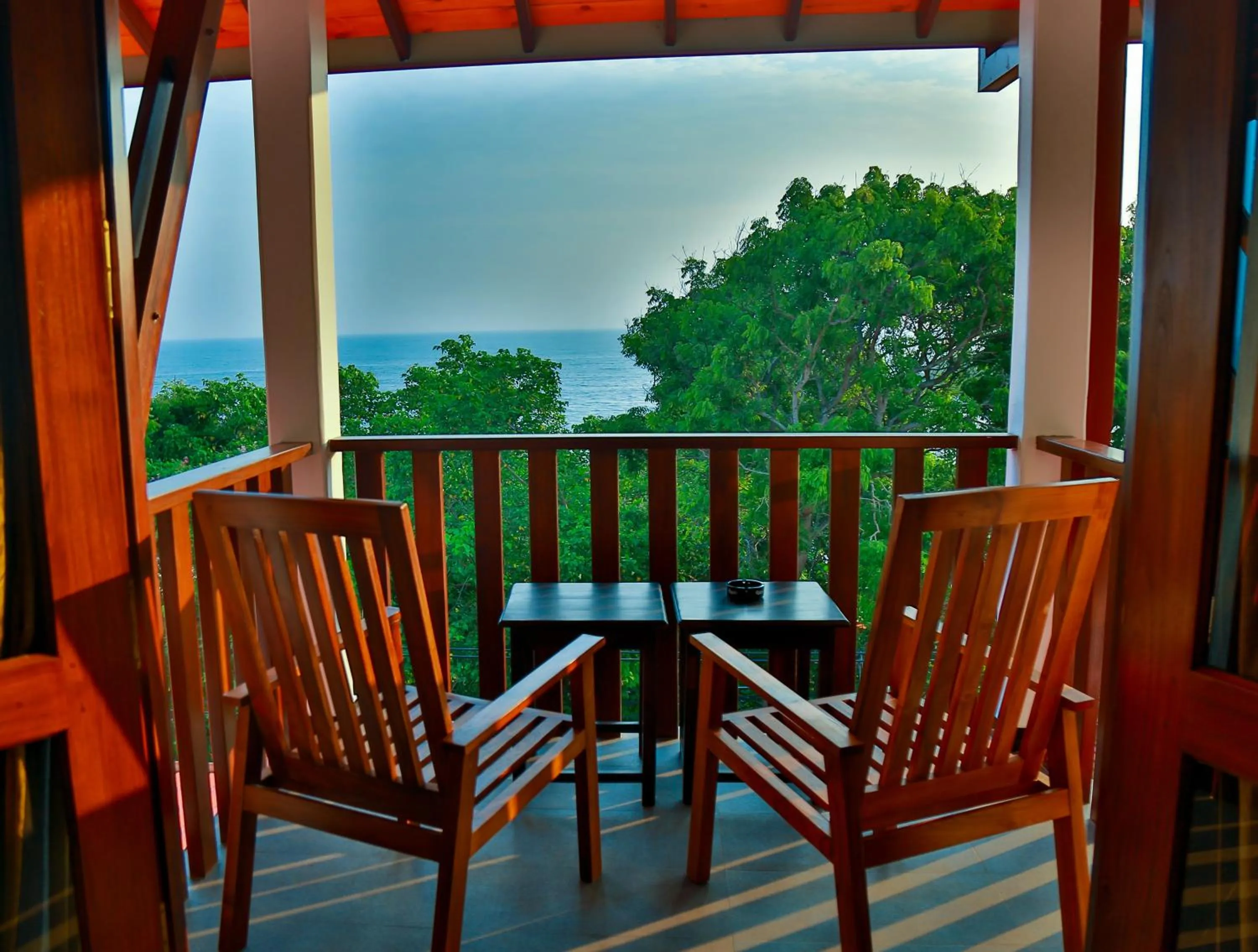 Balcony/Terrace in Seafood Restaurant and Motel
