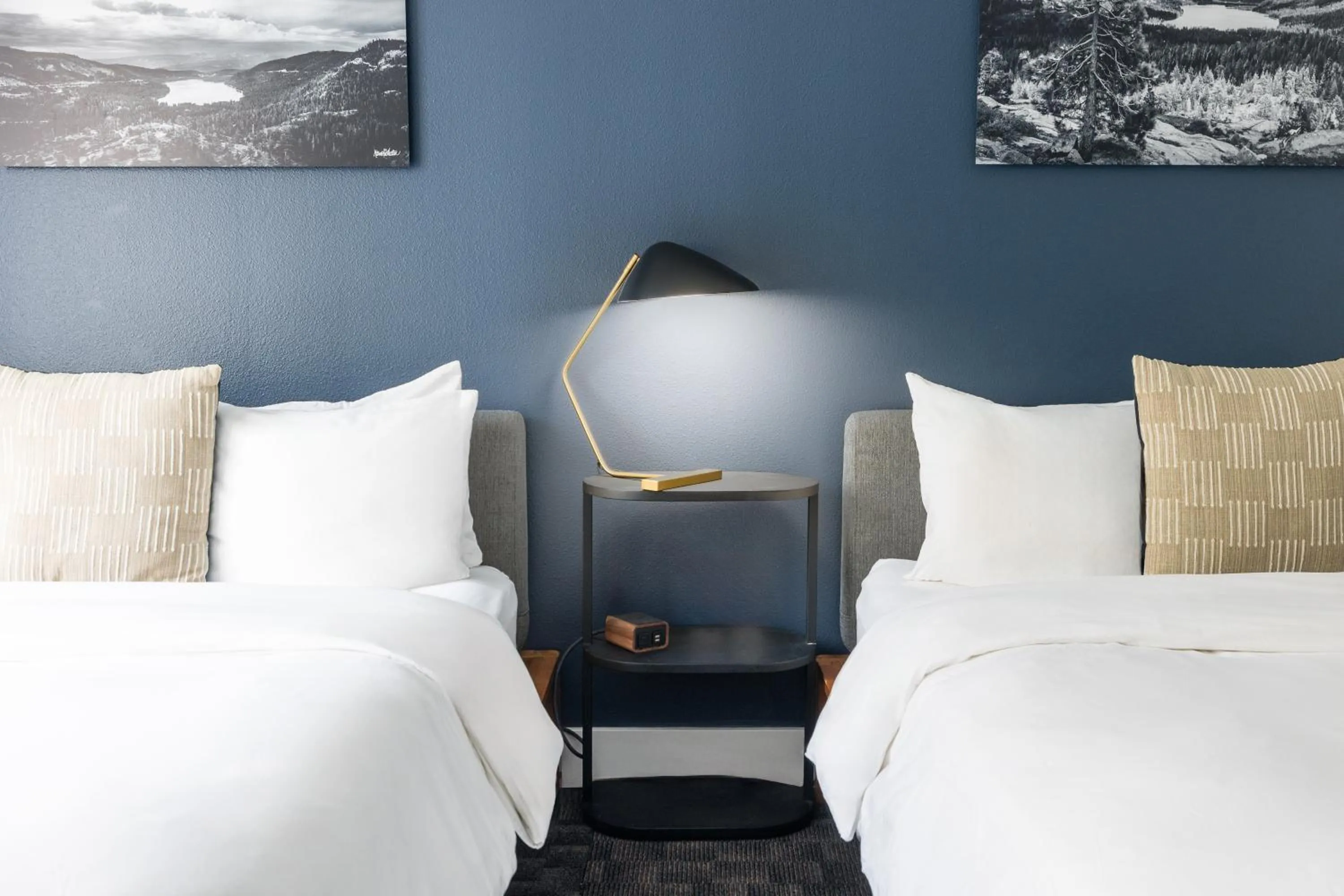 Bedroom, Bed in Gravity Haus Truckee-Tahoe