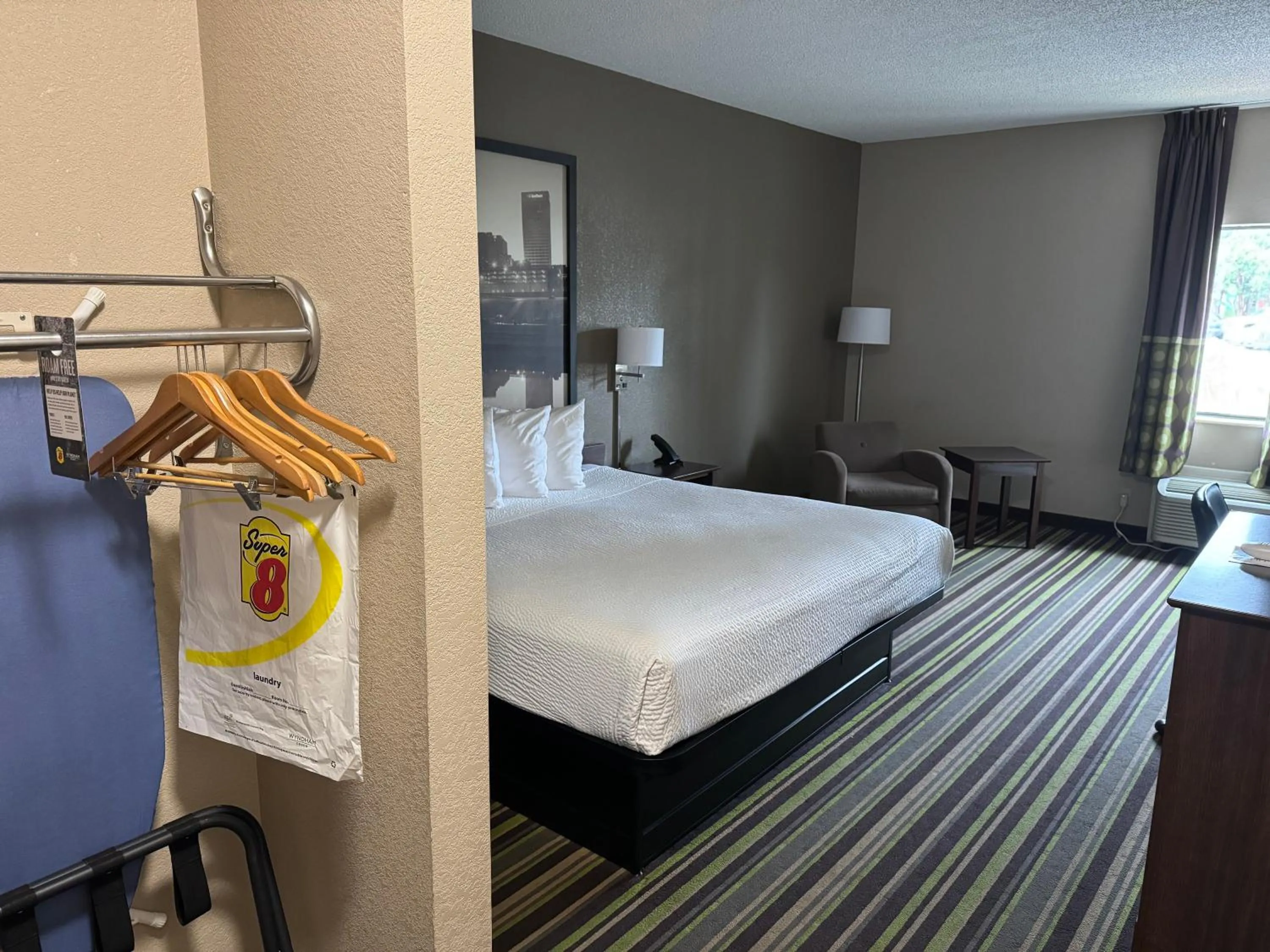 Bed in Super 8 by Wyndham Hernando