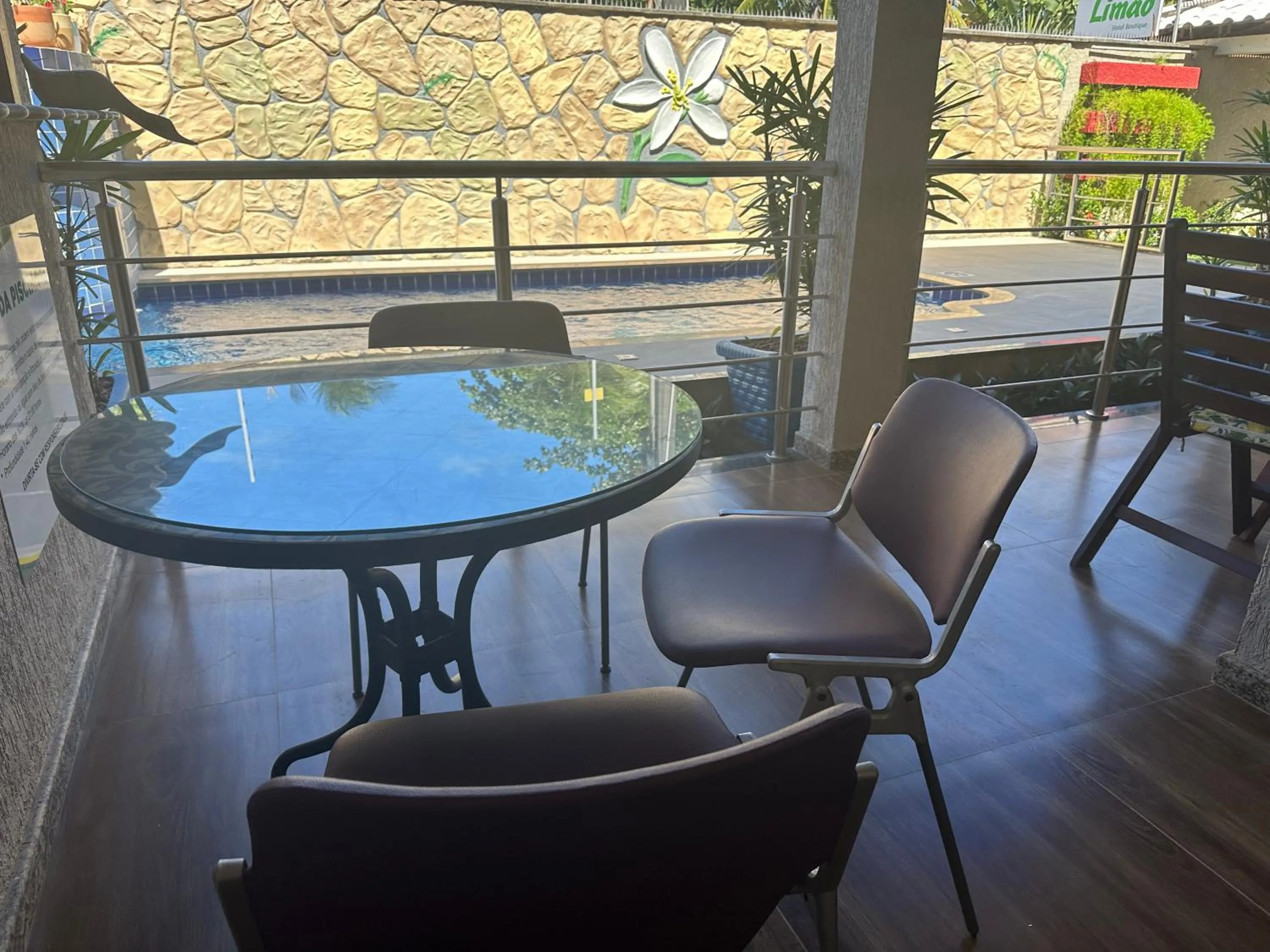 Seating area in Flor de Limão Hotel Boutique