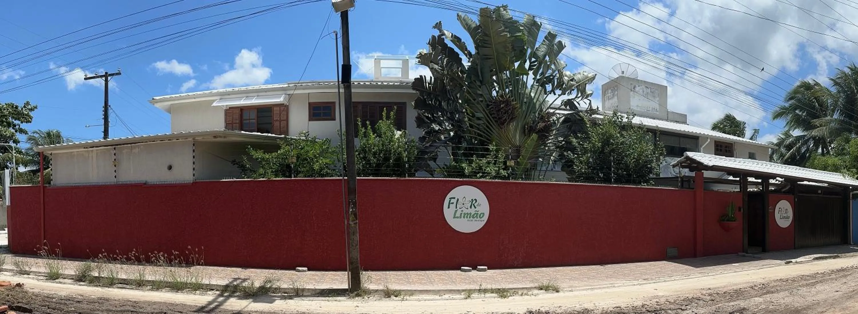 Property building in Flor de Limão Hotel Boutique