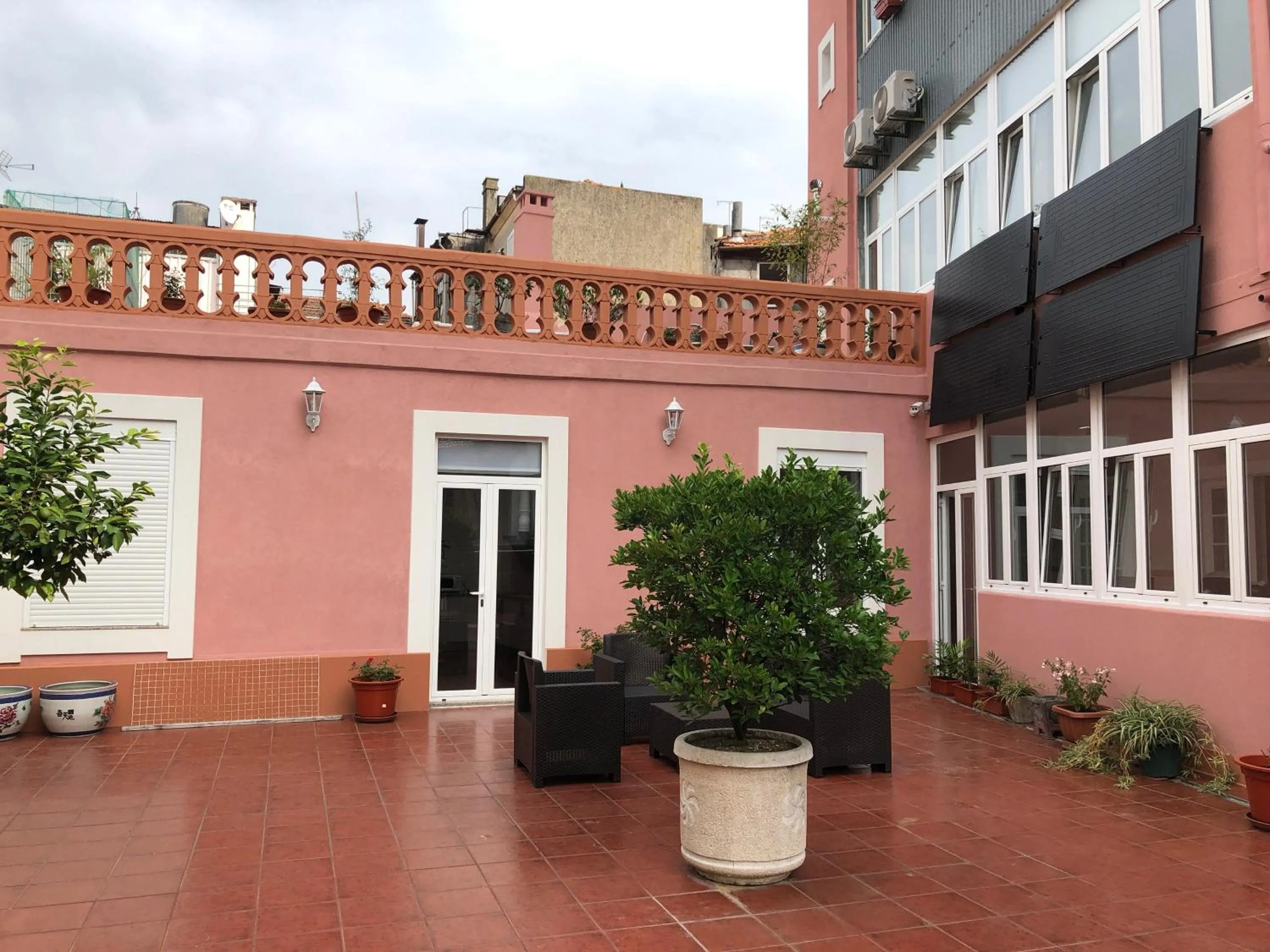 Balcony/Terrace in HaoBo Porto Center