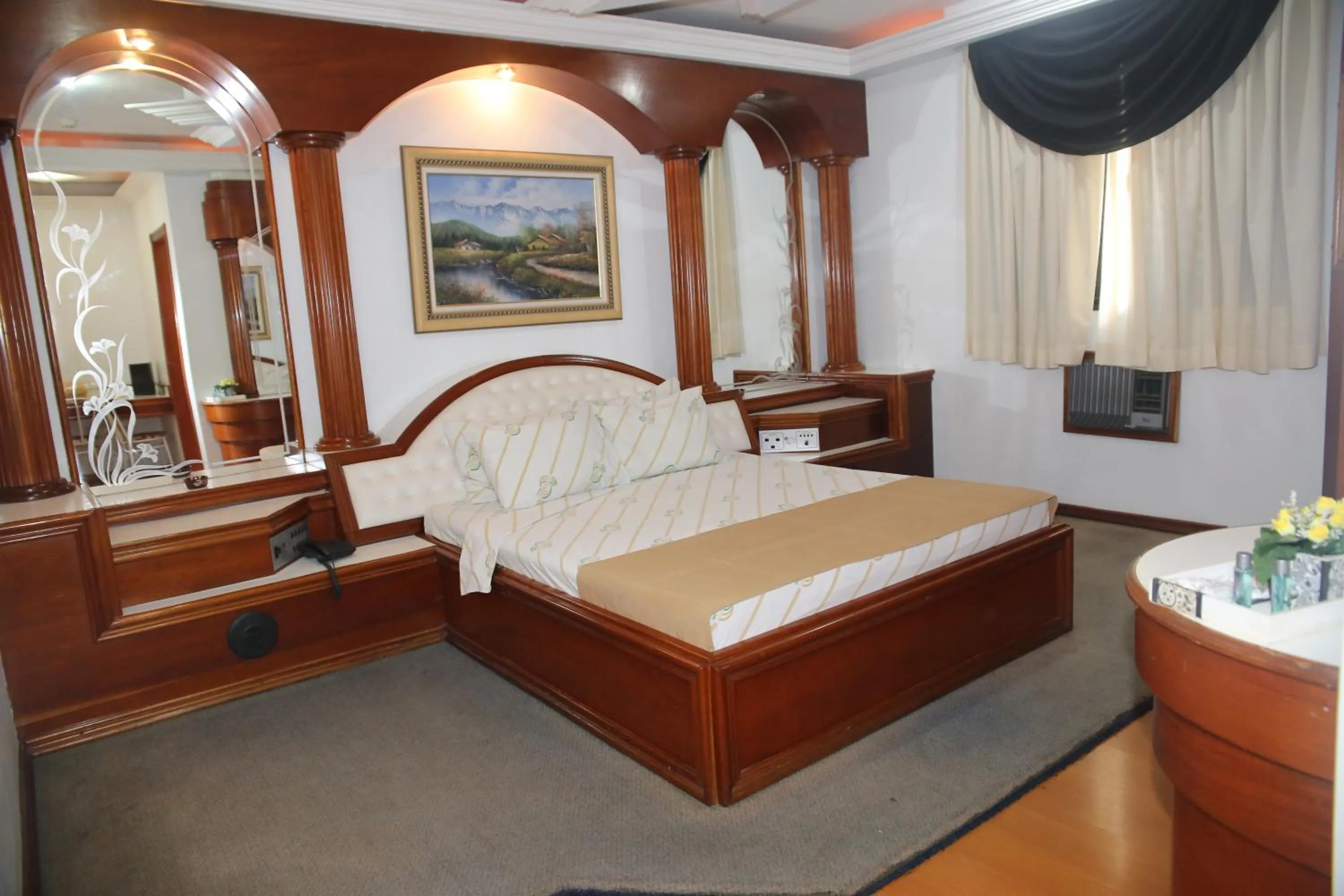 Bed in Maison Florense Hotel