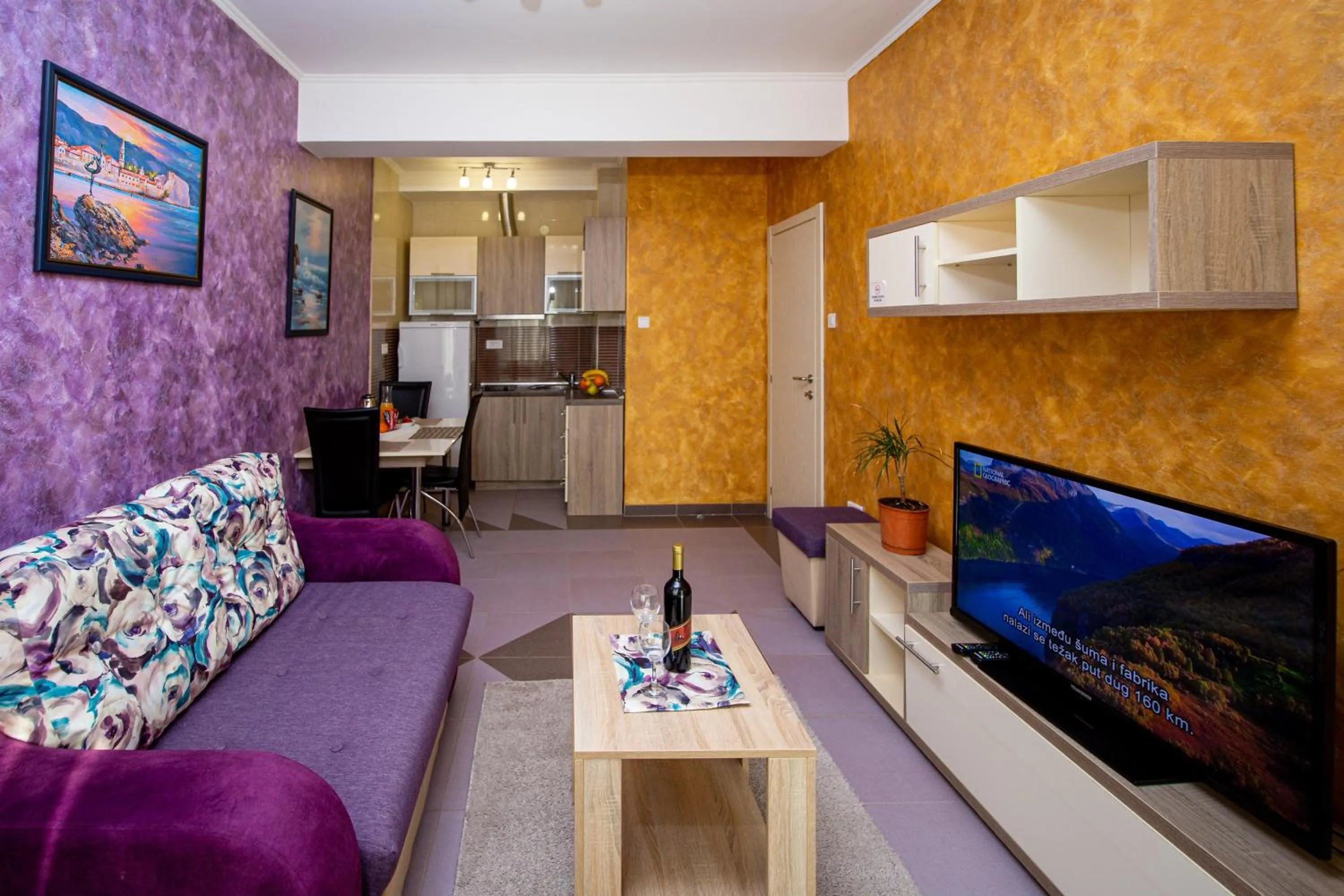 SunSea Apartments