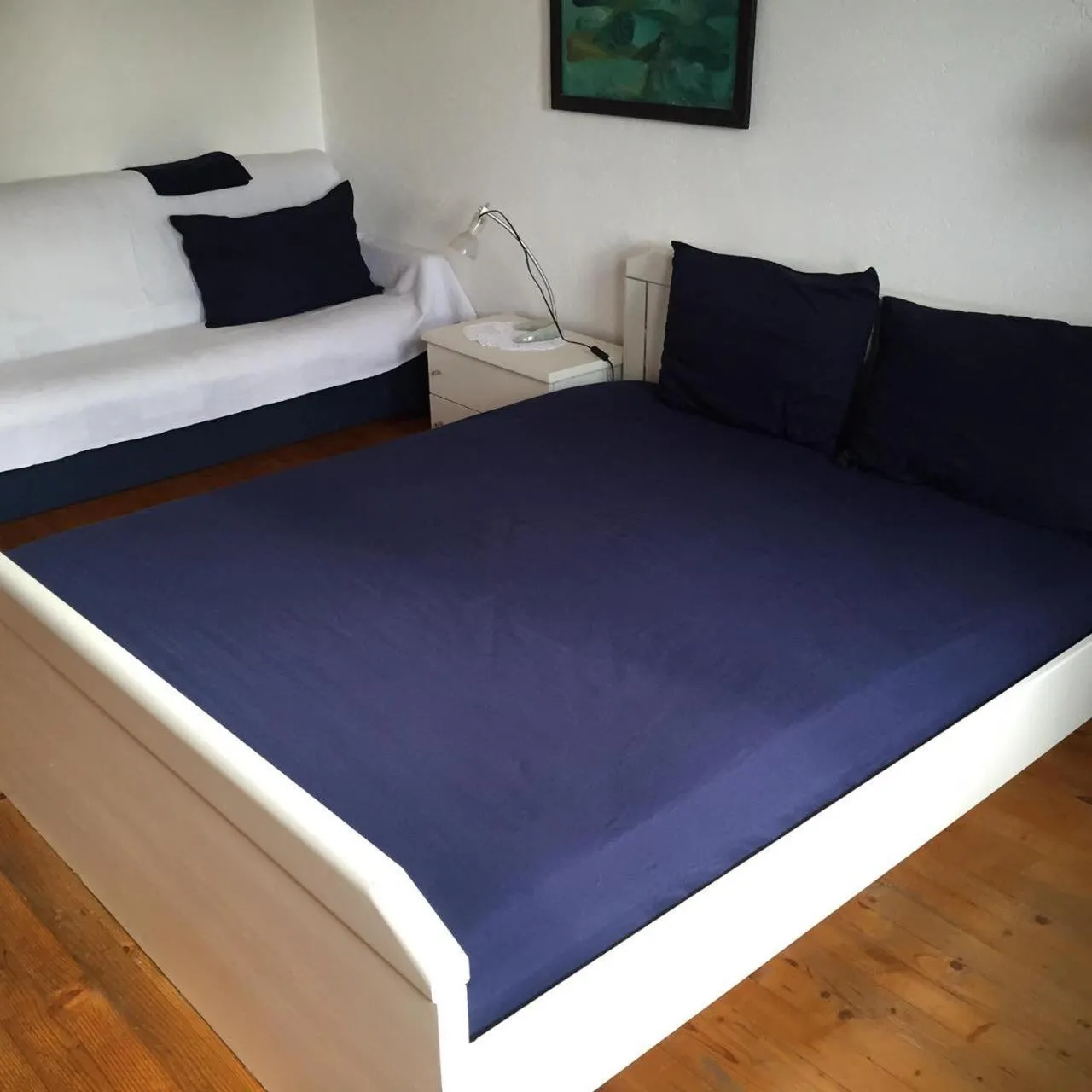 HOSTEL EMI
