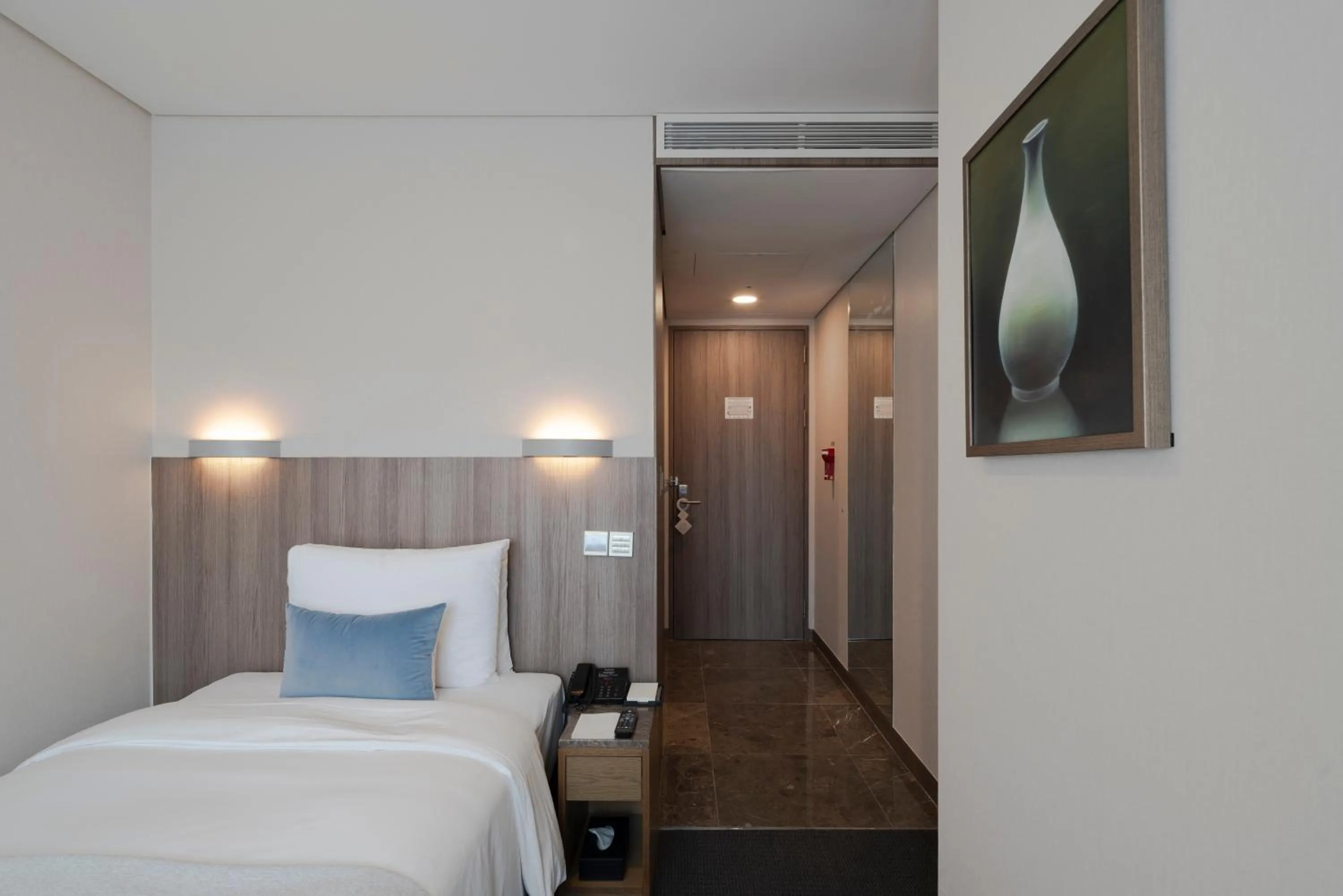 Bedroom, Bed in Amid Hotel Seoul