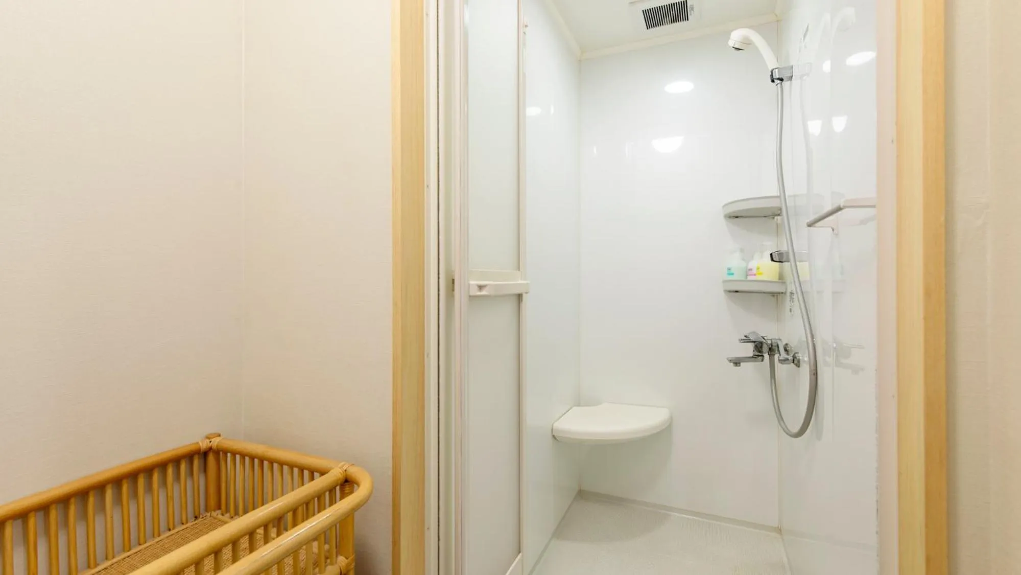 Shower in Unzen Iwaki Ryokan