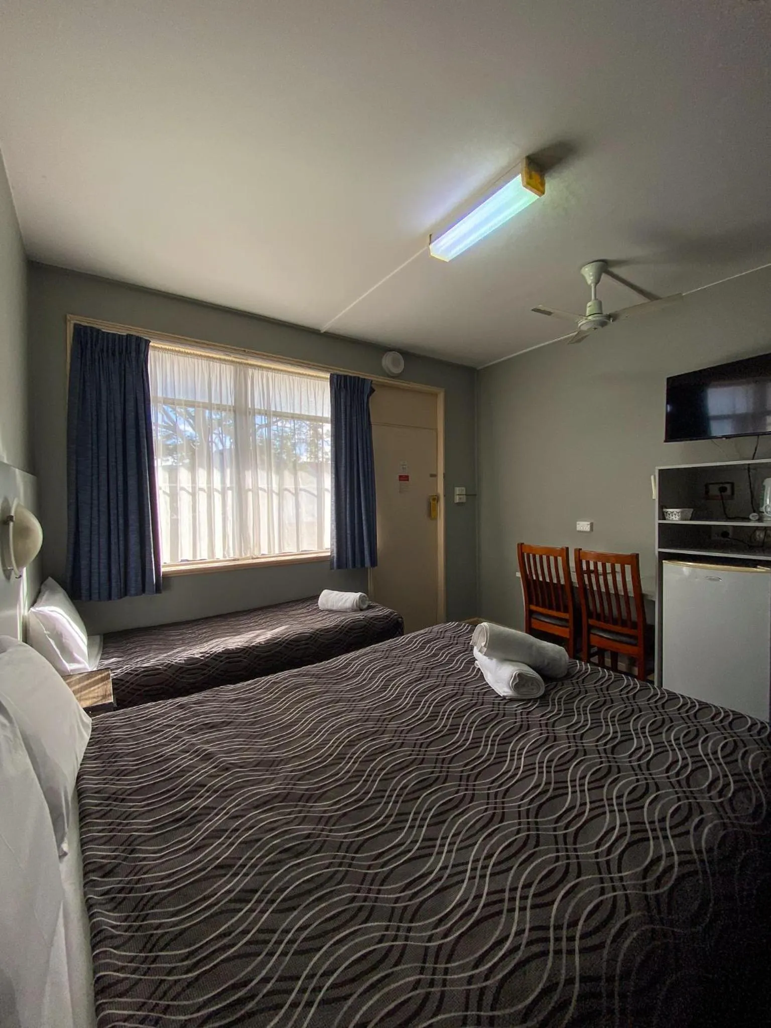 Bed in The Palms Motel- Formerly Flinders Motel