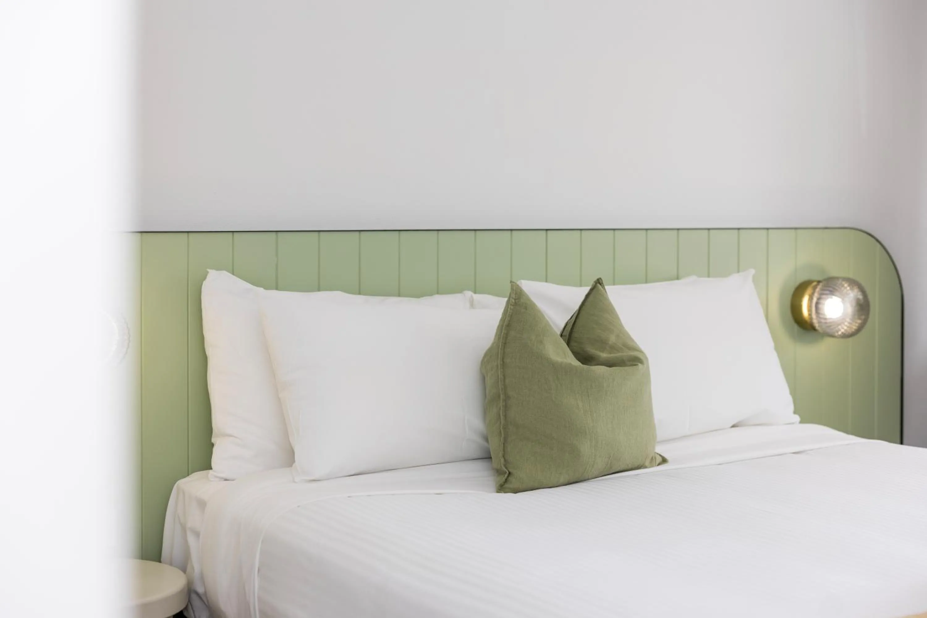 Bed in The Palms Motel- Formerly Flinders Motel