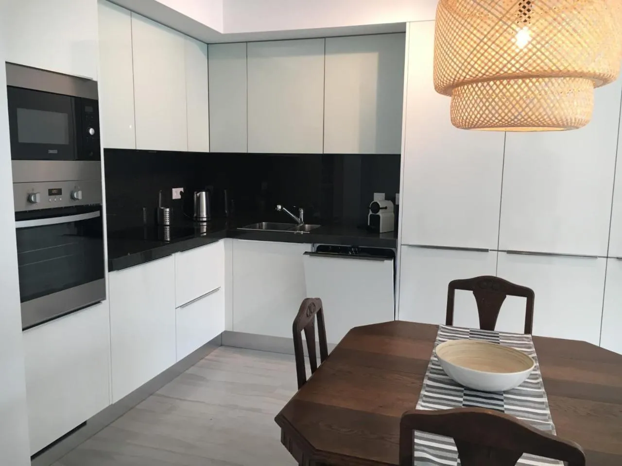 Dining area in Alto Mar Apartment