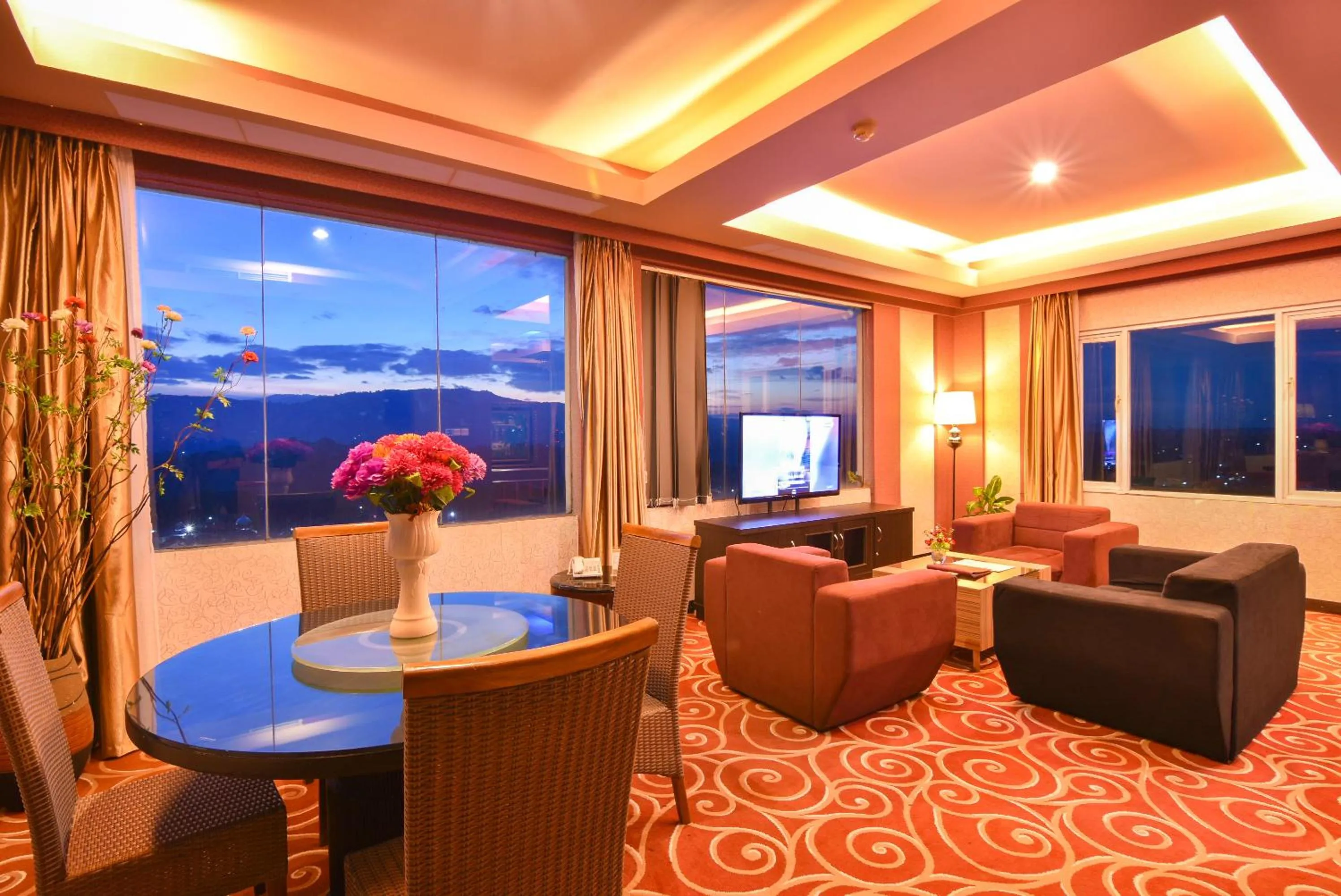 Grand Rocky Hotel Bukittinggi