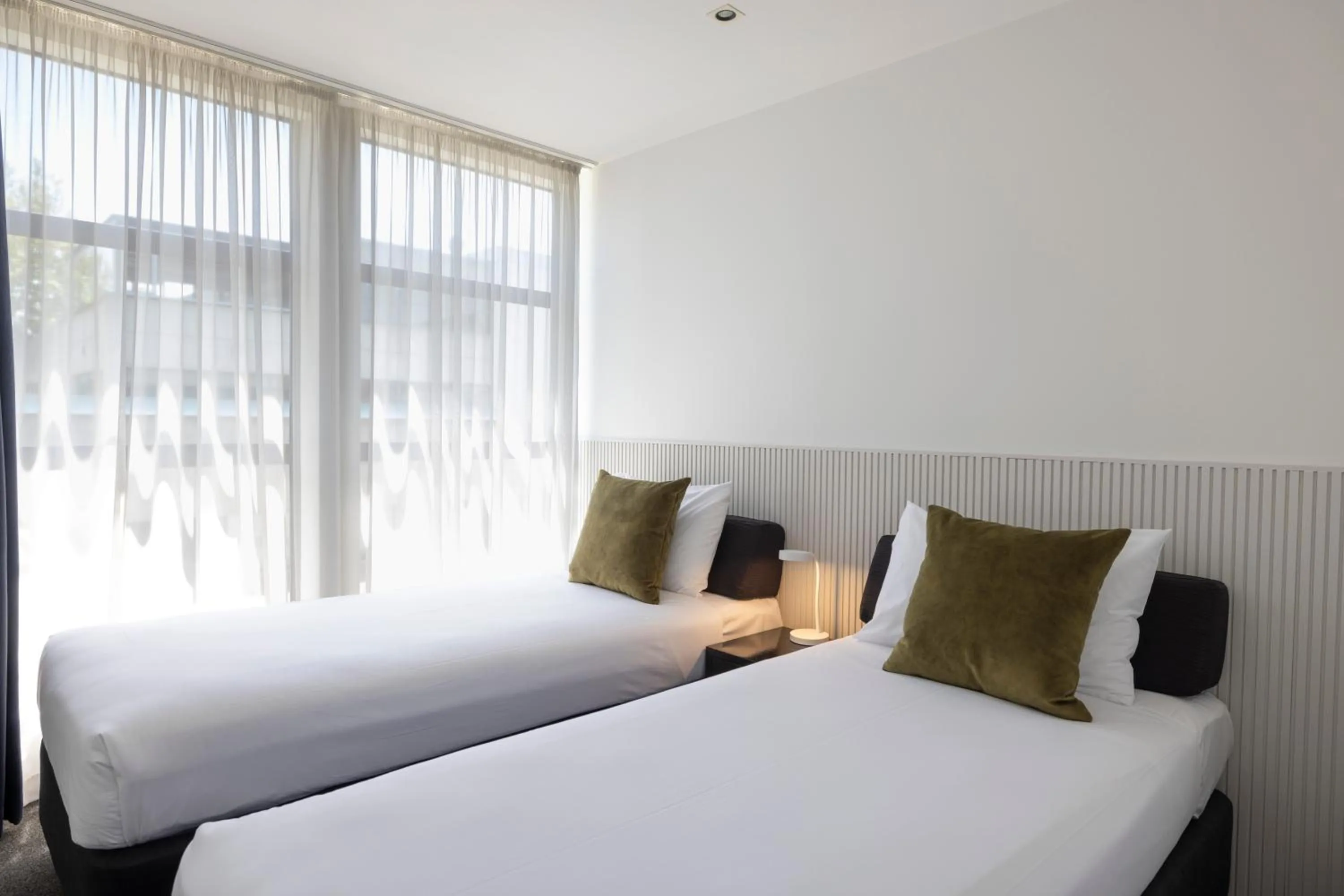 Bedroom, Bed in Quest Parnell Serviced Apartments