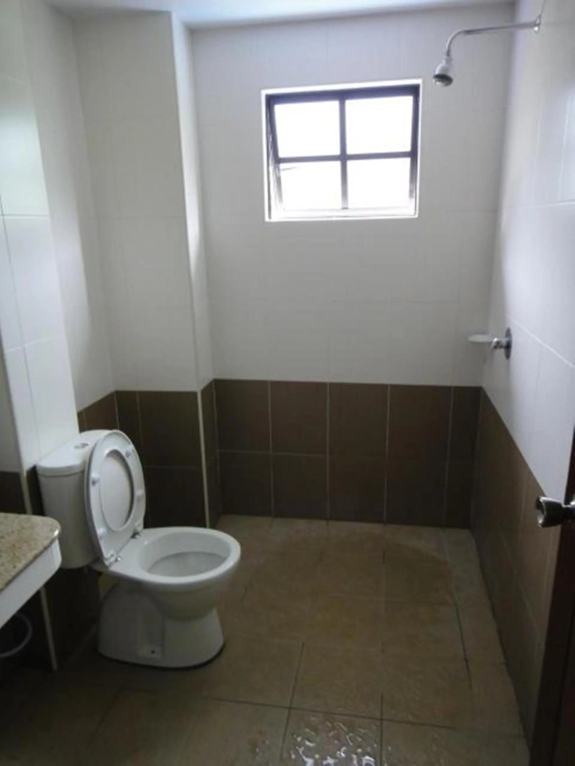 Bathroom in Jasmine Hotel