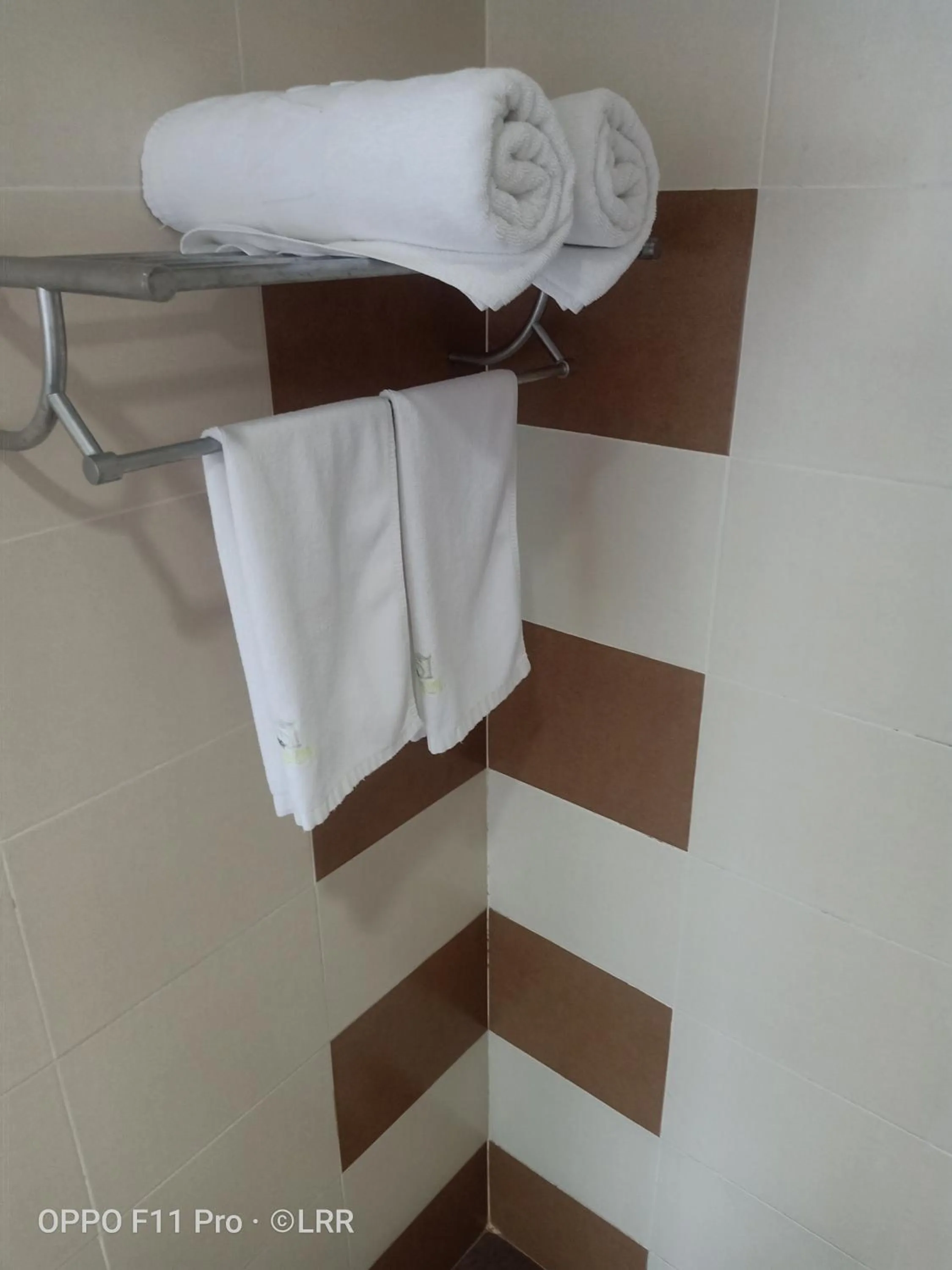 towels in Salim Inn