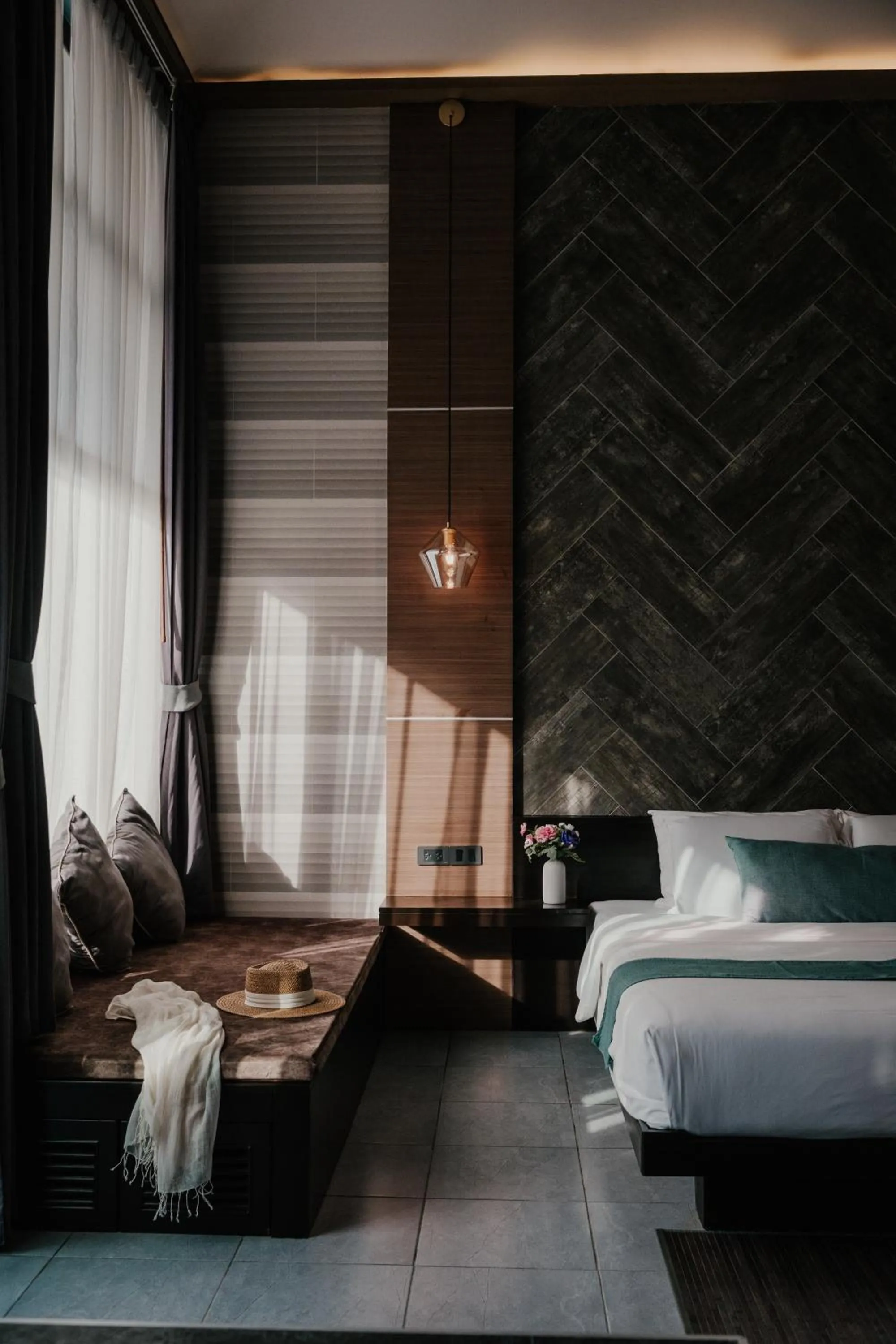 Photo of the whole room, Bed in Arun Dara Villa