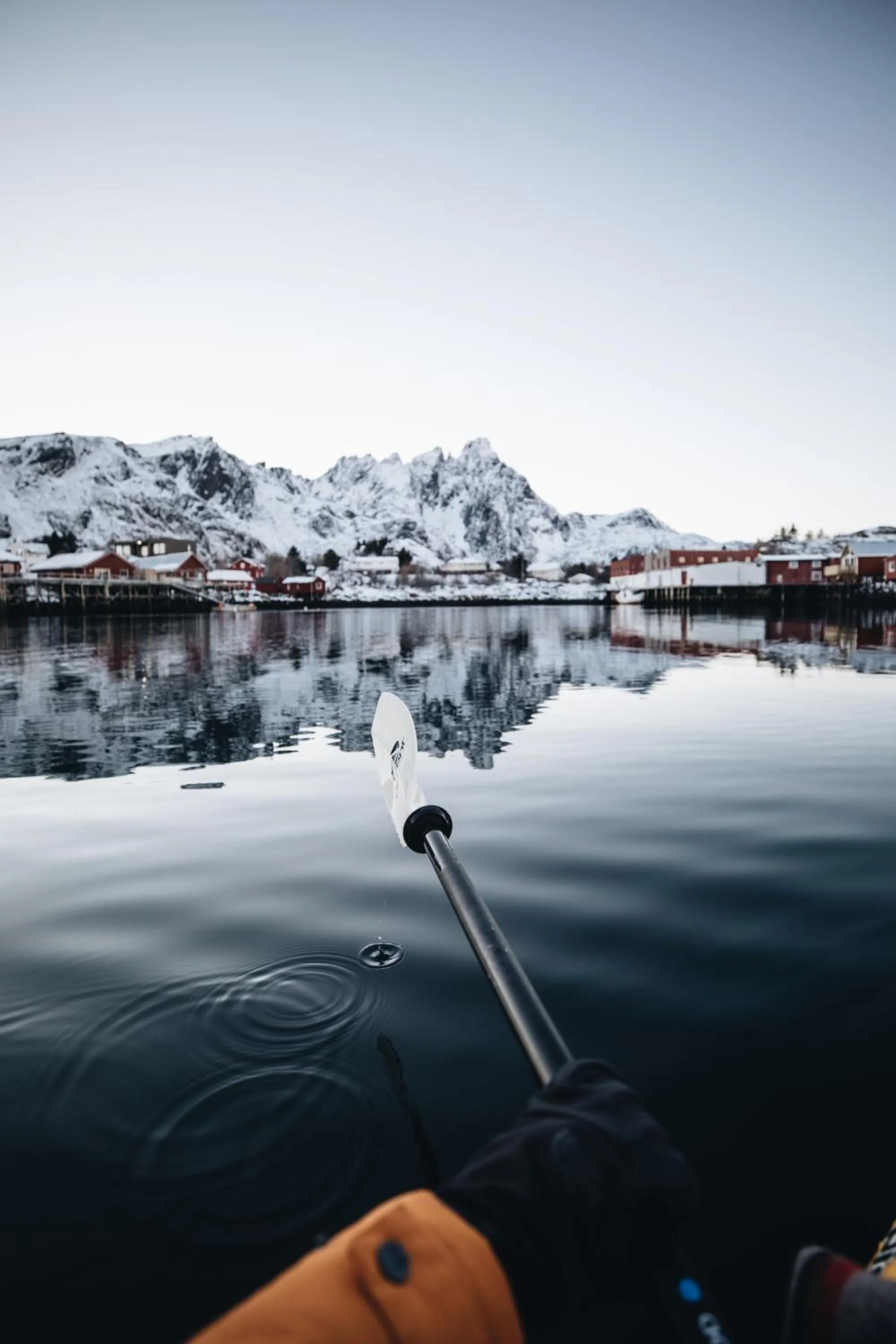 Canoeing in Solsiden Brygge Rorbuer