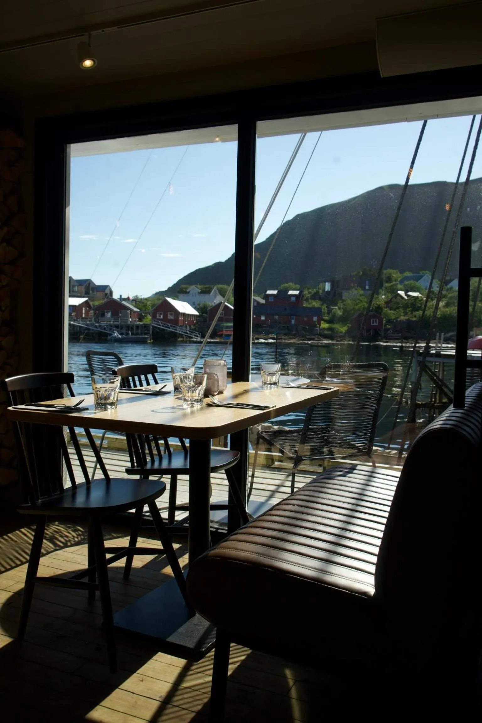Restaurant/places to eat in Solsiden Brygge Rorbuer
