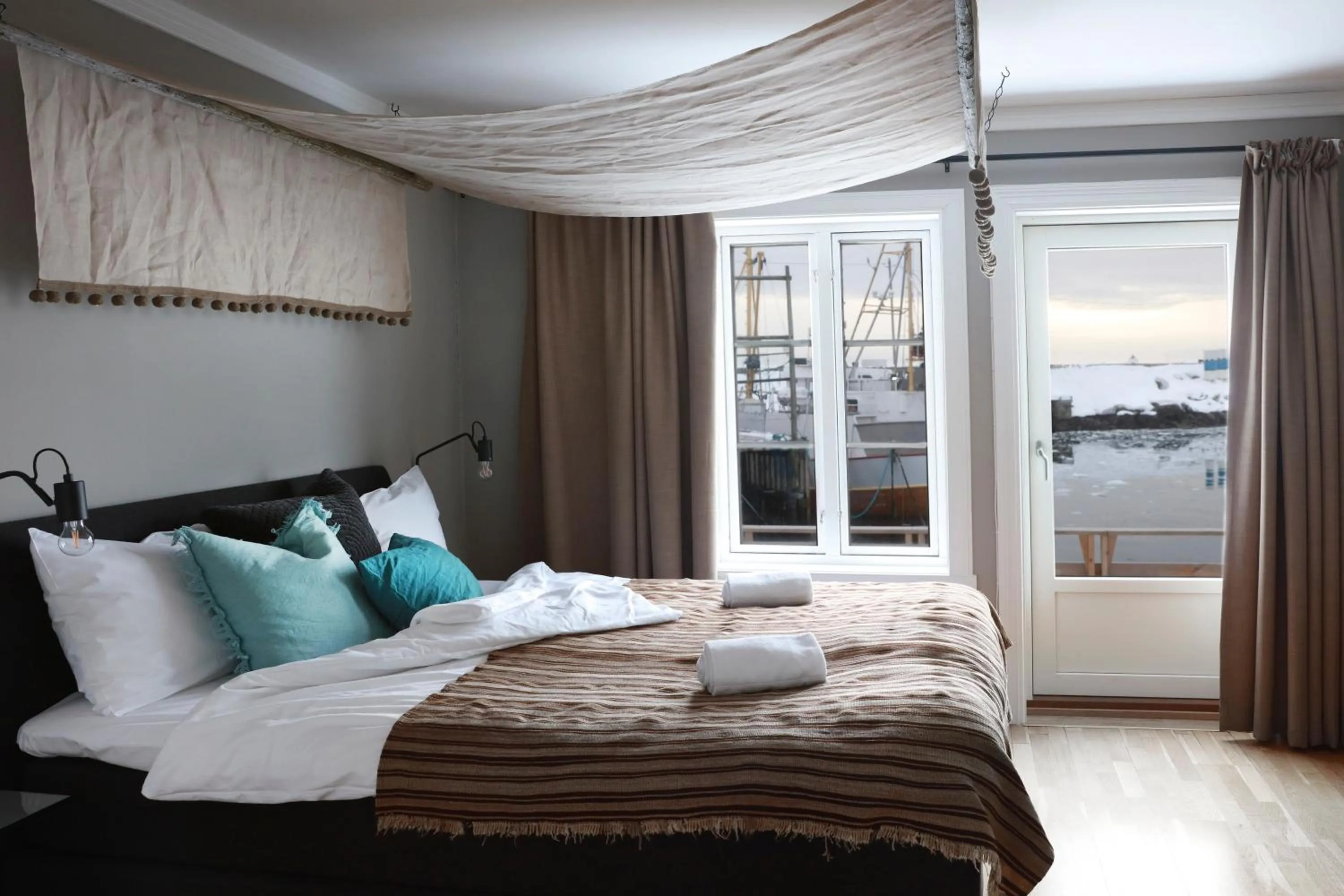 Bedroom, Bed in Solsiden Brygge Rorbuer