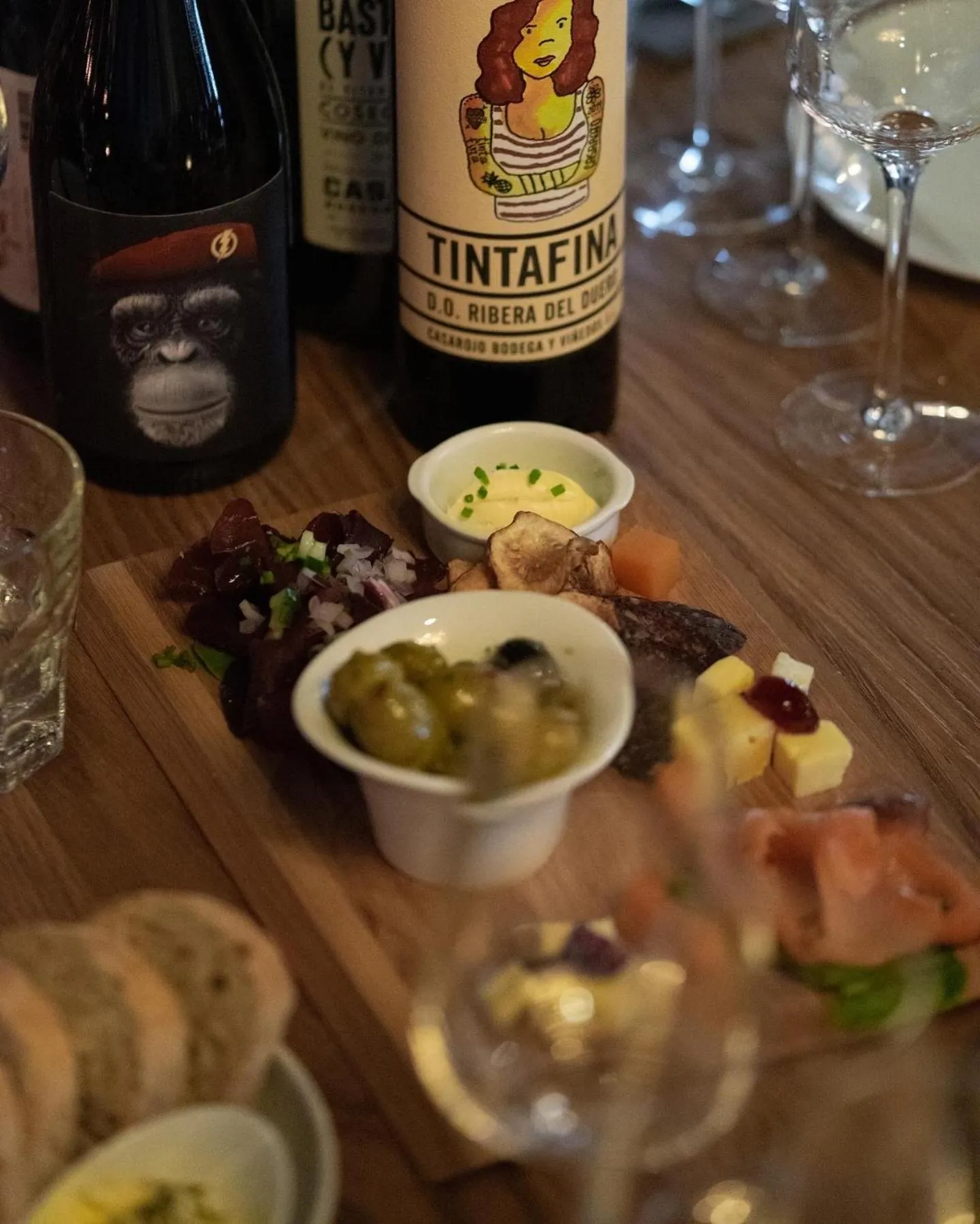 Food and drinks in Solsiden Brygge Rorbuer