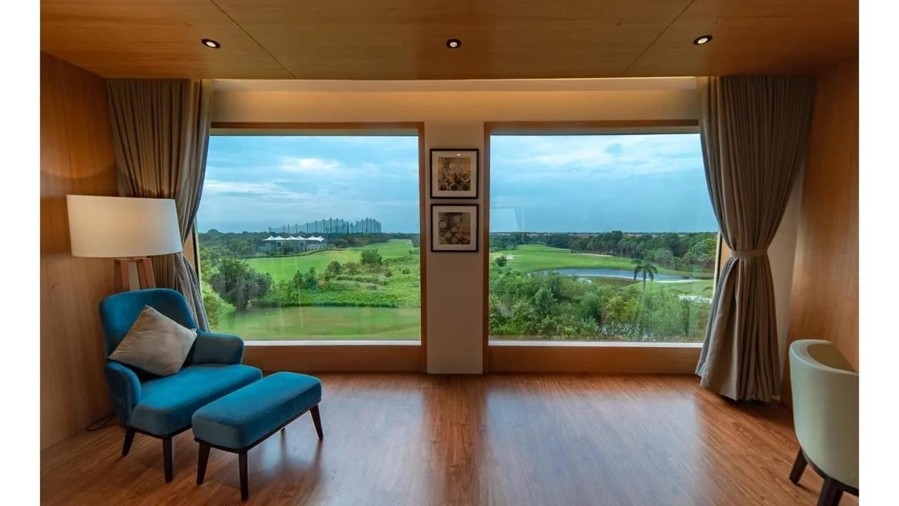 Seating area in Belvedere Golf & Country Club