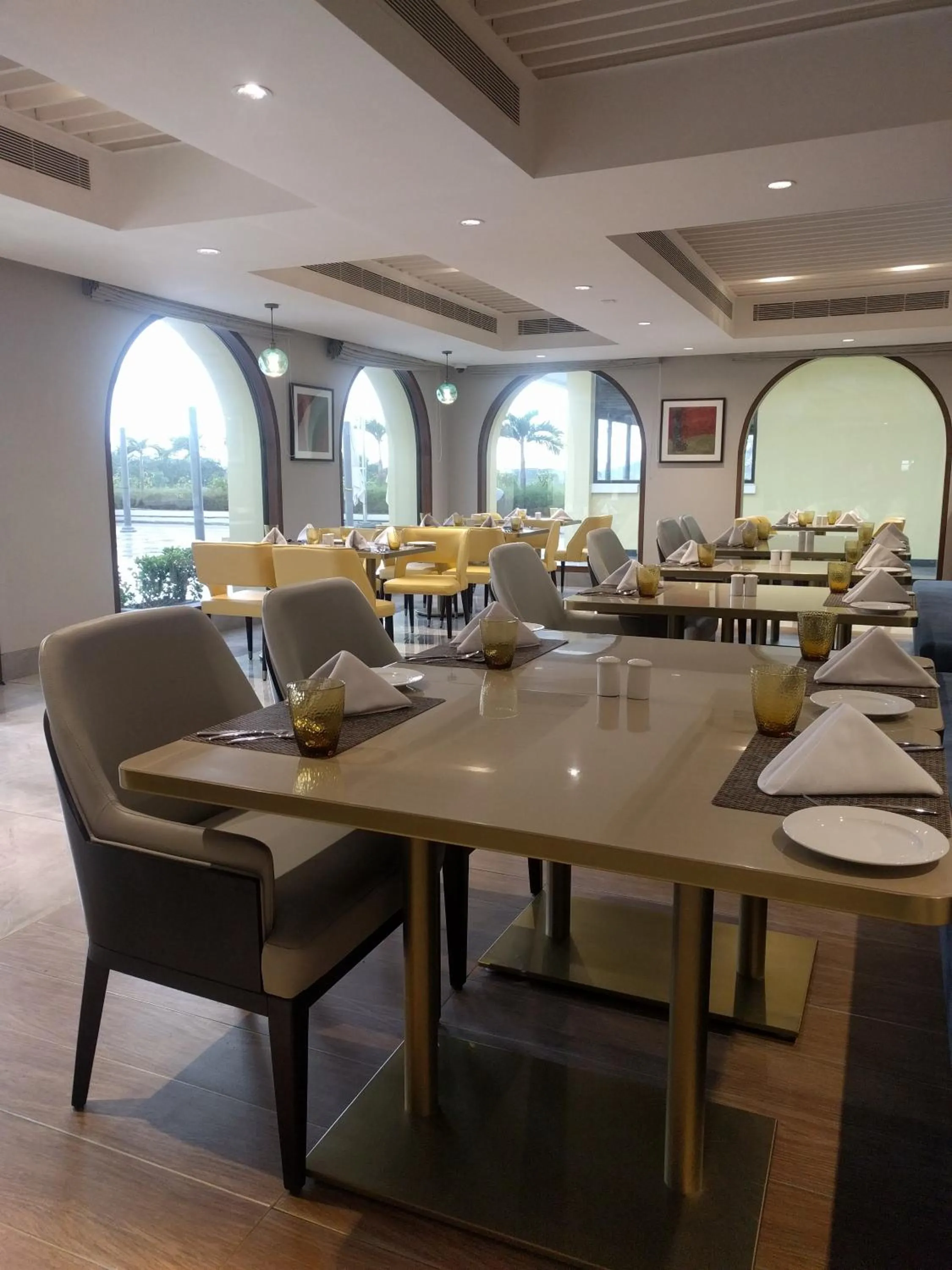 Restaurant/places to eat in Belvedere Golf & Country Club