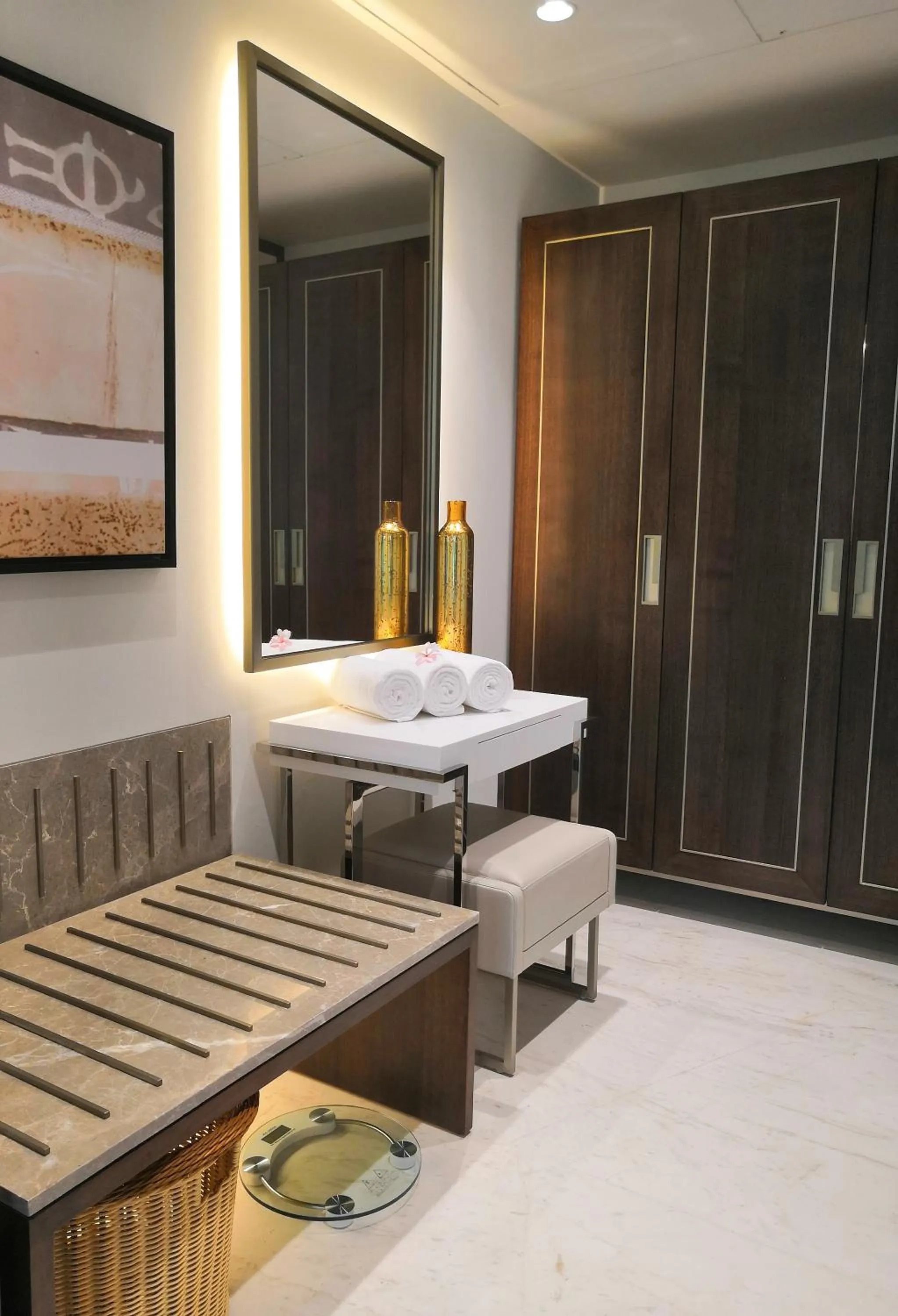 Bathroom, Bed in Belvedere Golf & Country Club