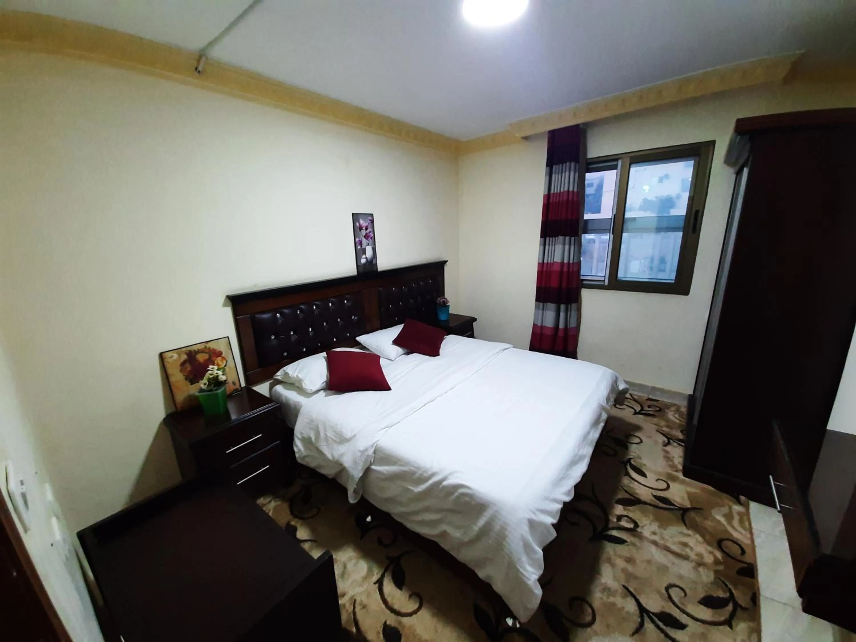 Bedroom, Bed in Petra Visitors Hotel