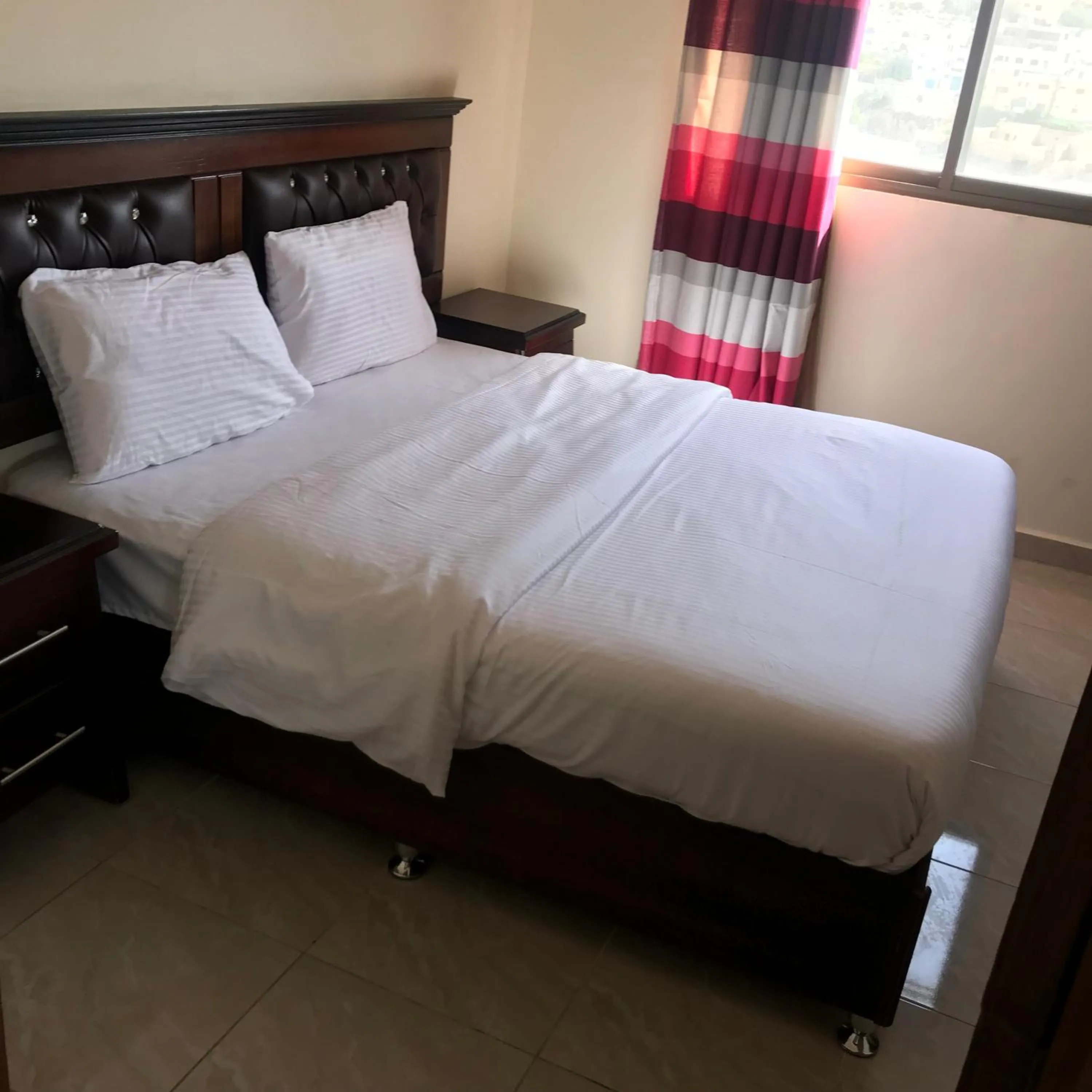 Bedroom, Bed in Petra Visitors Hotel