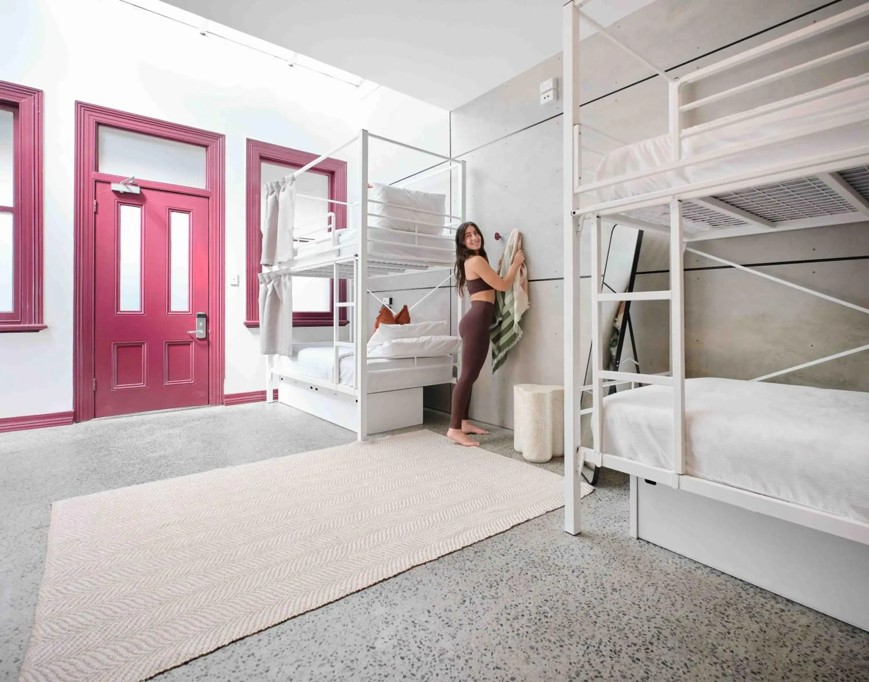 Bed in 6-Bed Mixed Dormitory Room with Private Bathroom in The Village Surry Hills Bed in 6-Bed Mixed Dormitory Room with Private Bathroom in The Village Surry Hills