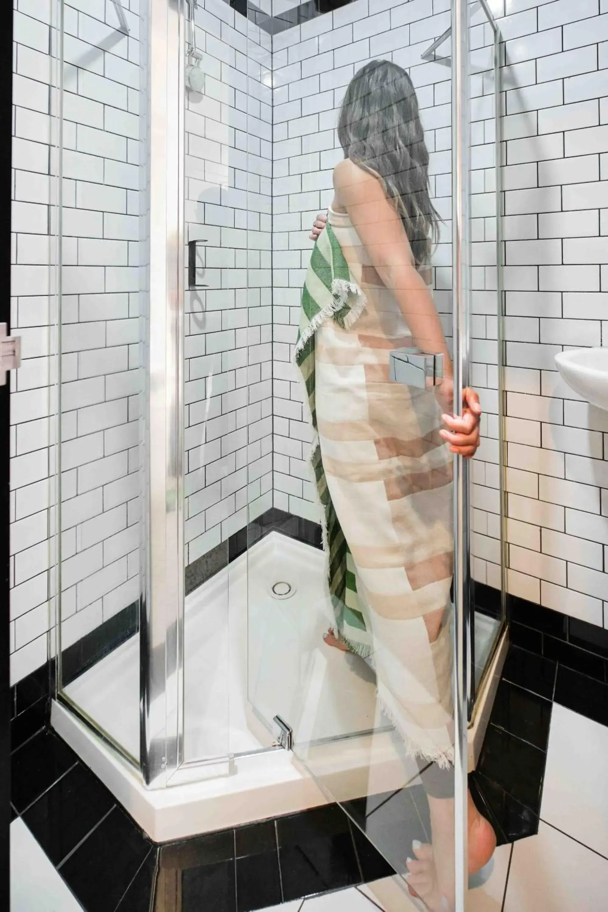 Bed in 8-Bed Mixed Dormitory Room in The Village Surry Hills Bed in 8-Bed Mixed Dormitory Room in The Village Surry Hills